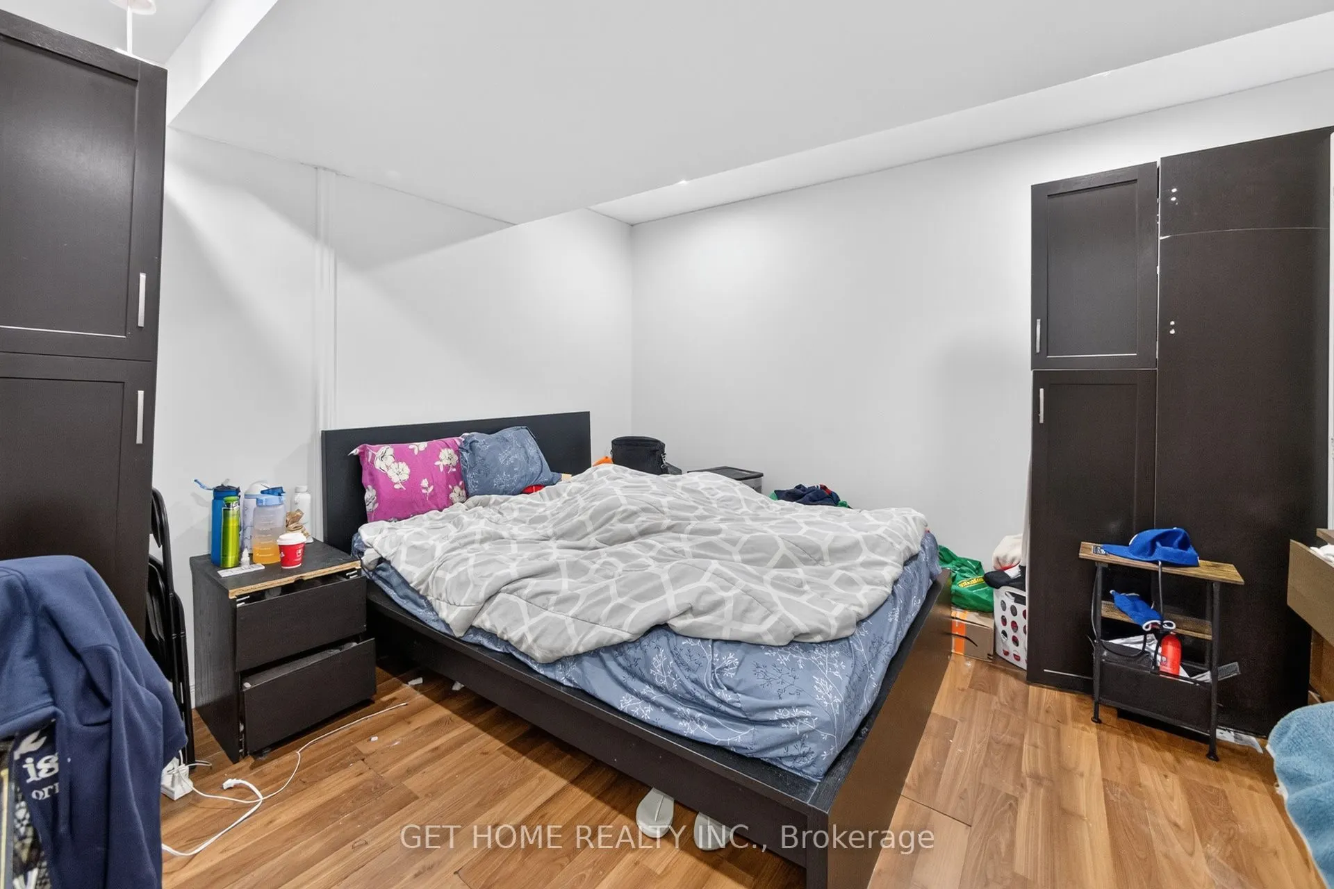 3883 Densbury Drive