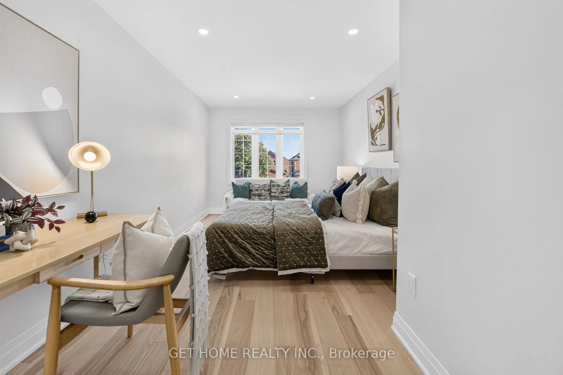 3883 Densbury Drive