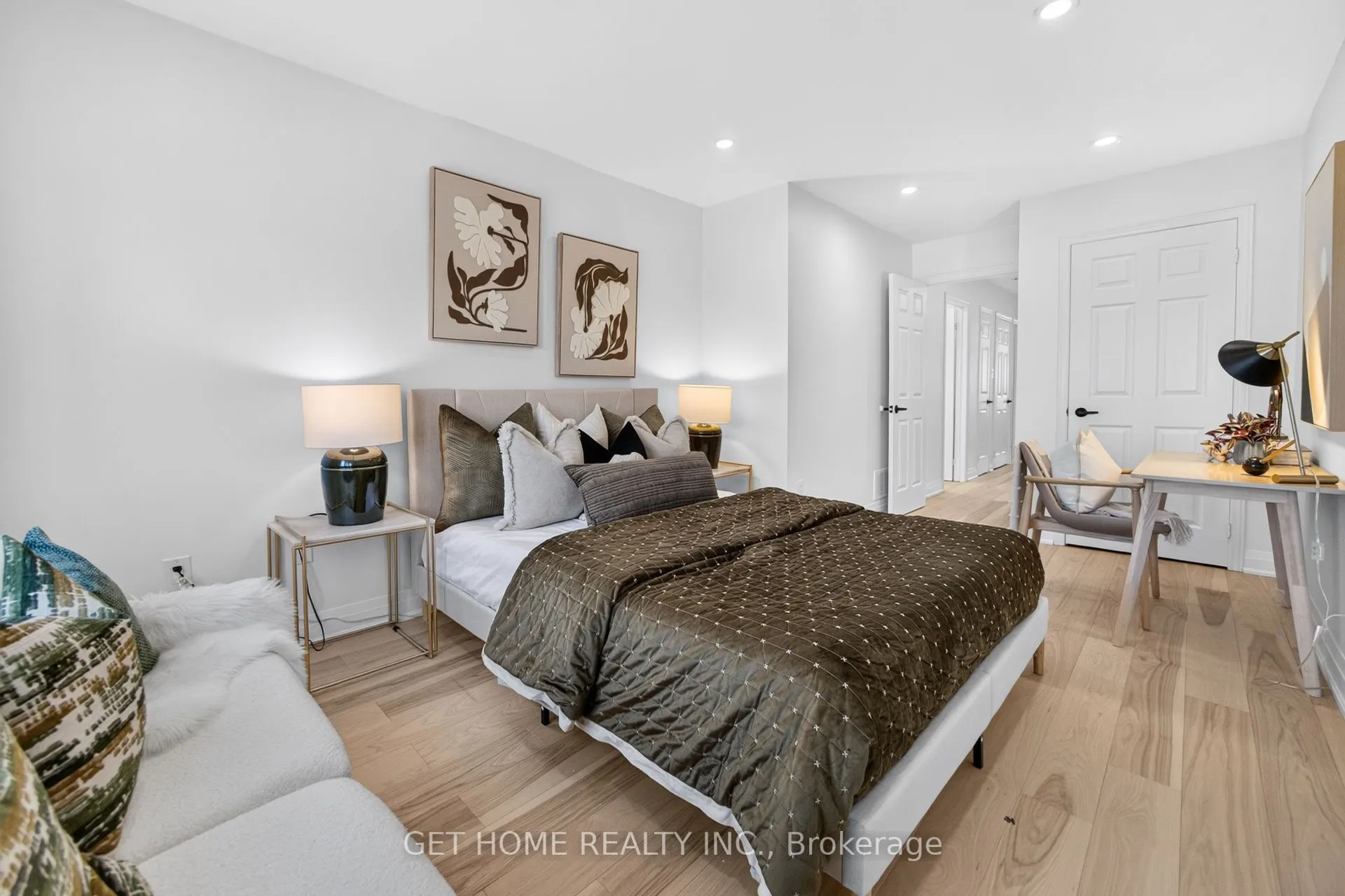 3883 Densbury Drive