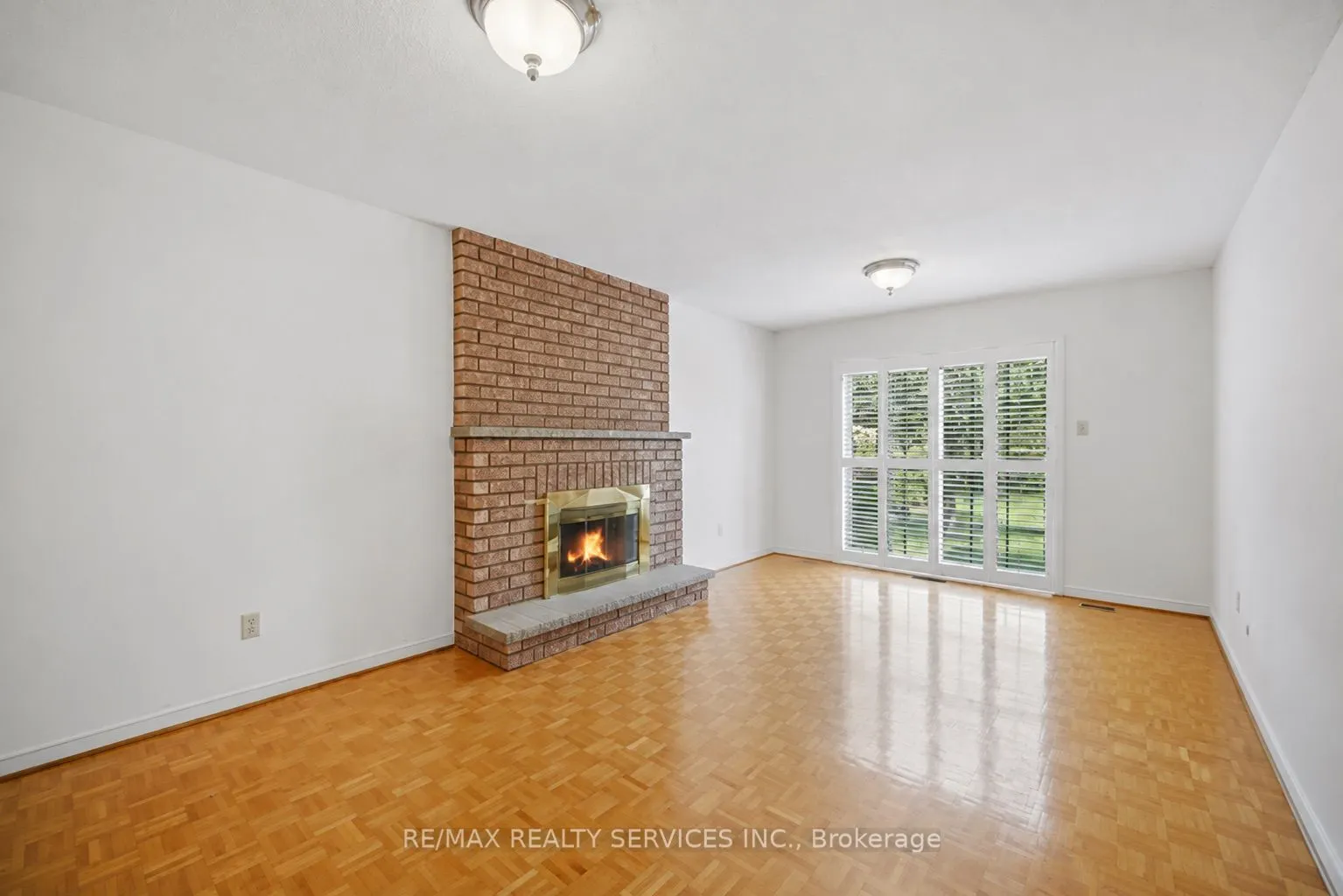 49 Turtlecreek Boulevard