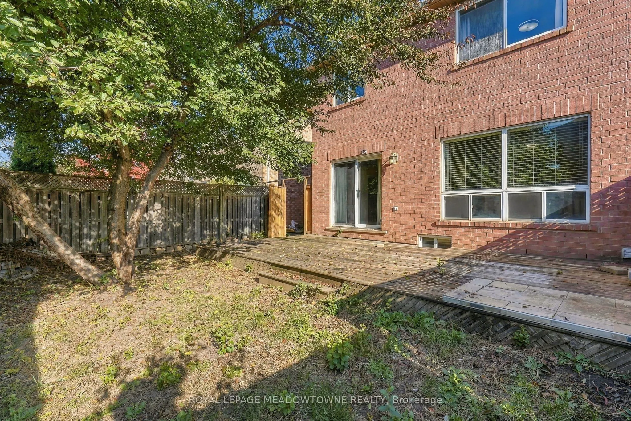 844 Luxton Drive