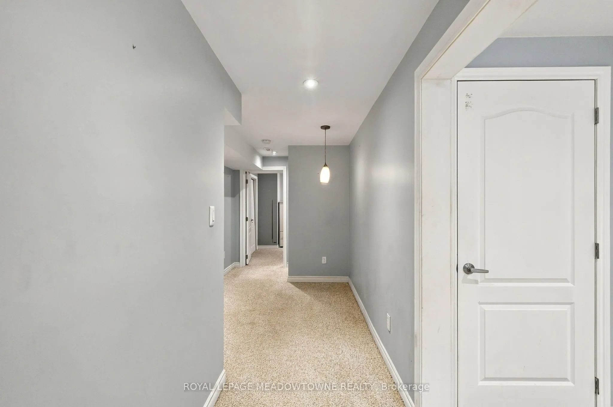 844 Luxton Drive