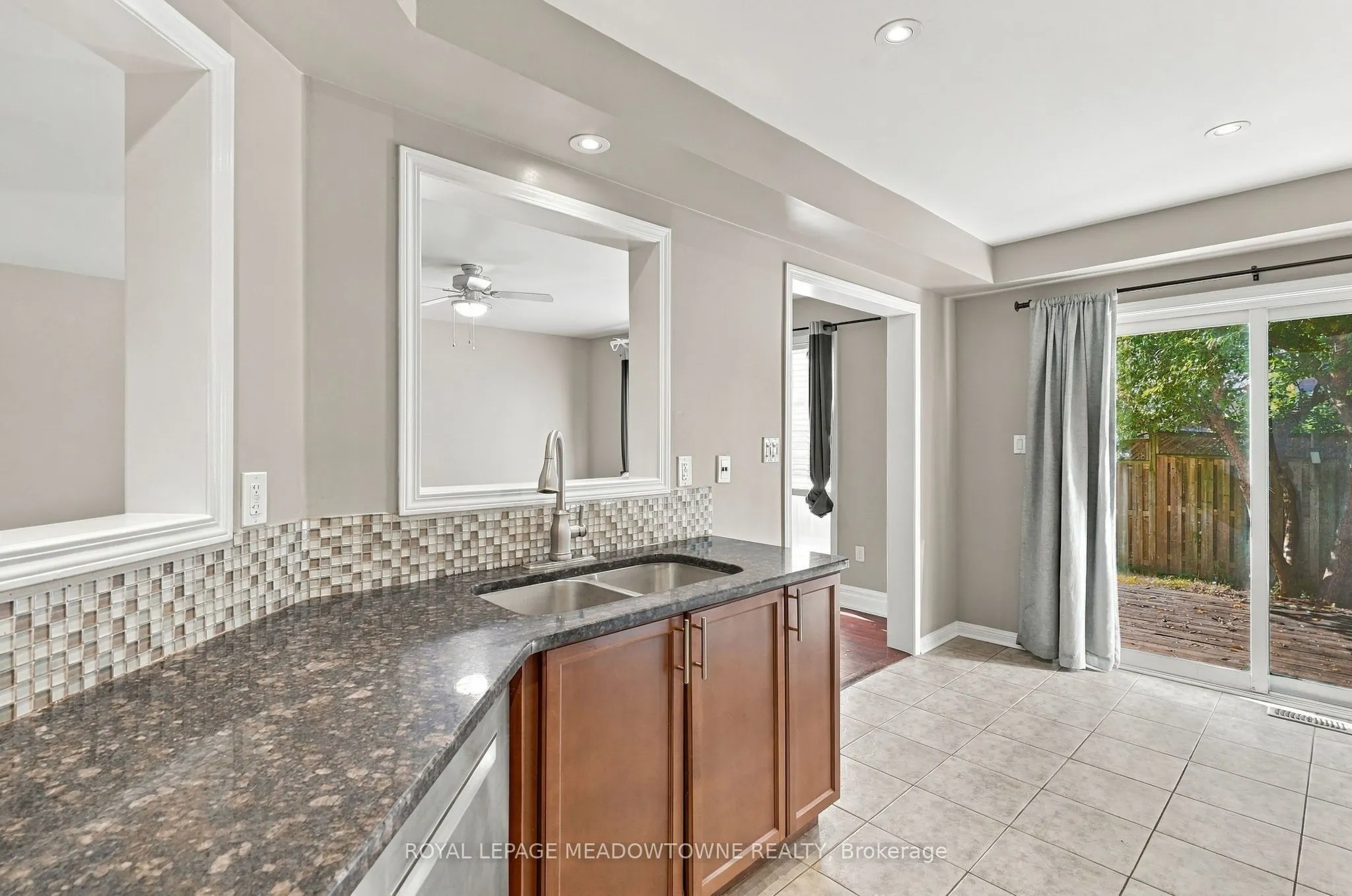 844 Luxton Drive