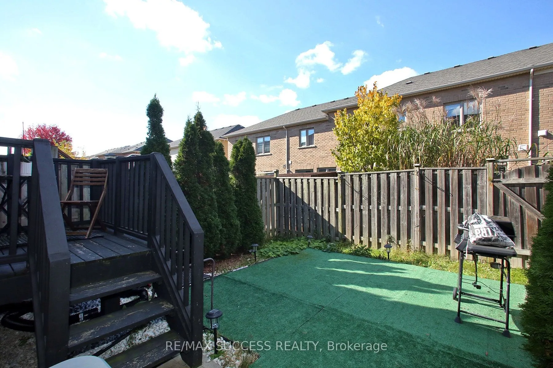 103 Donovan Heights