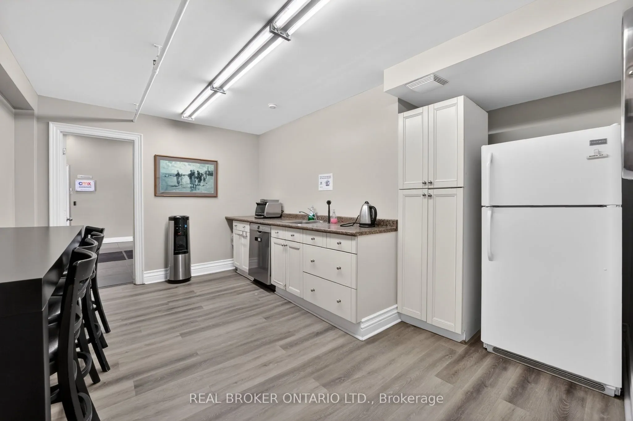 482 S Service Road E #114