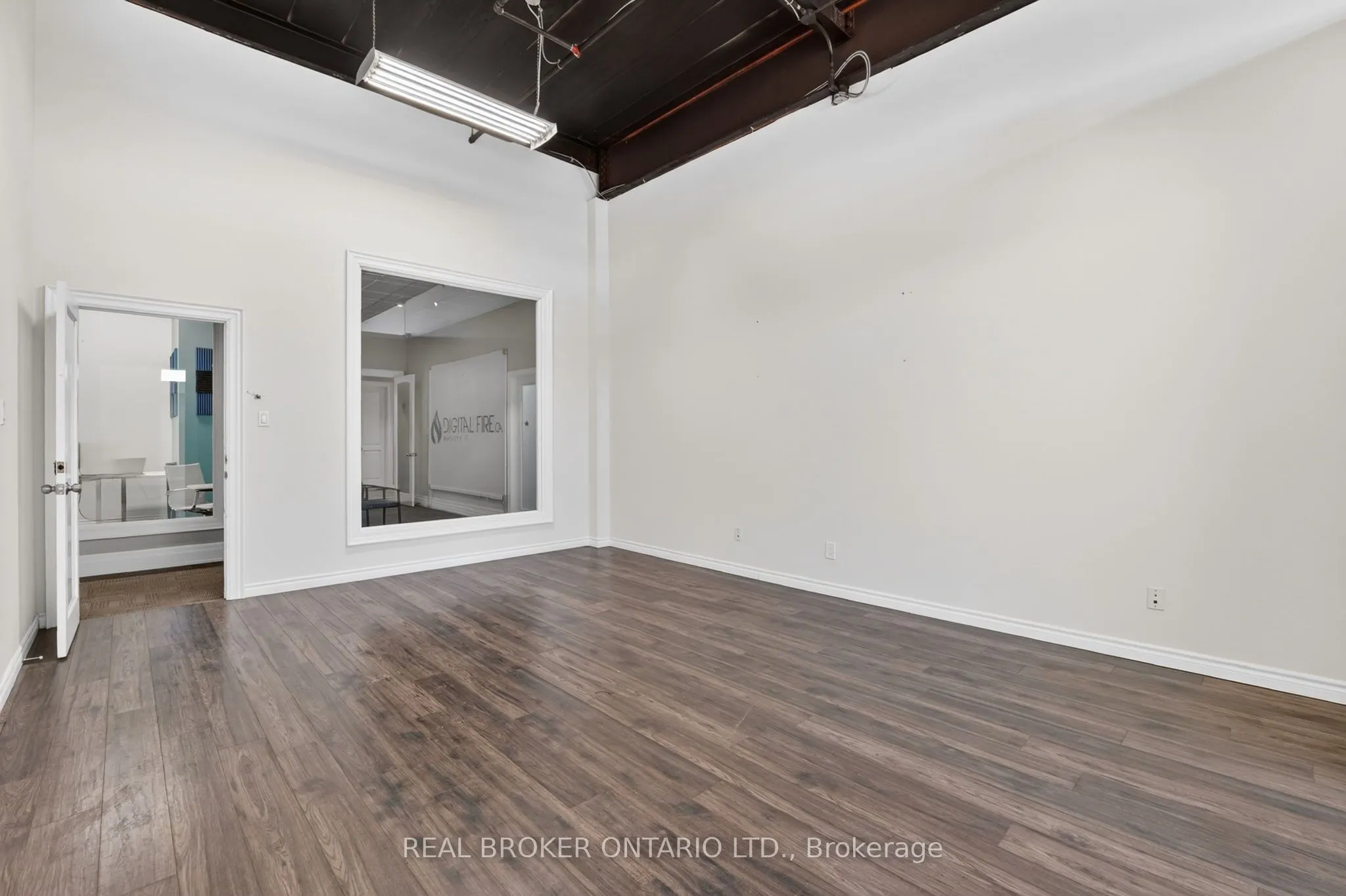 482 S Service Road E #114