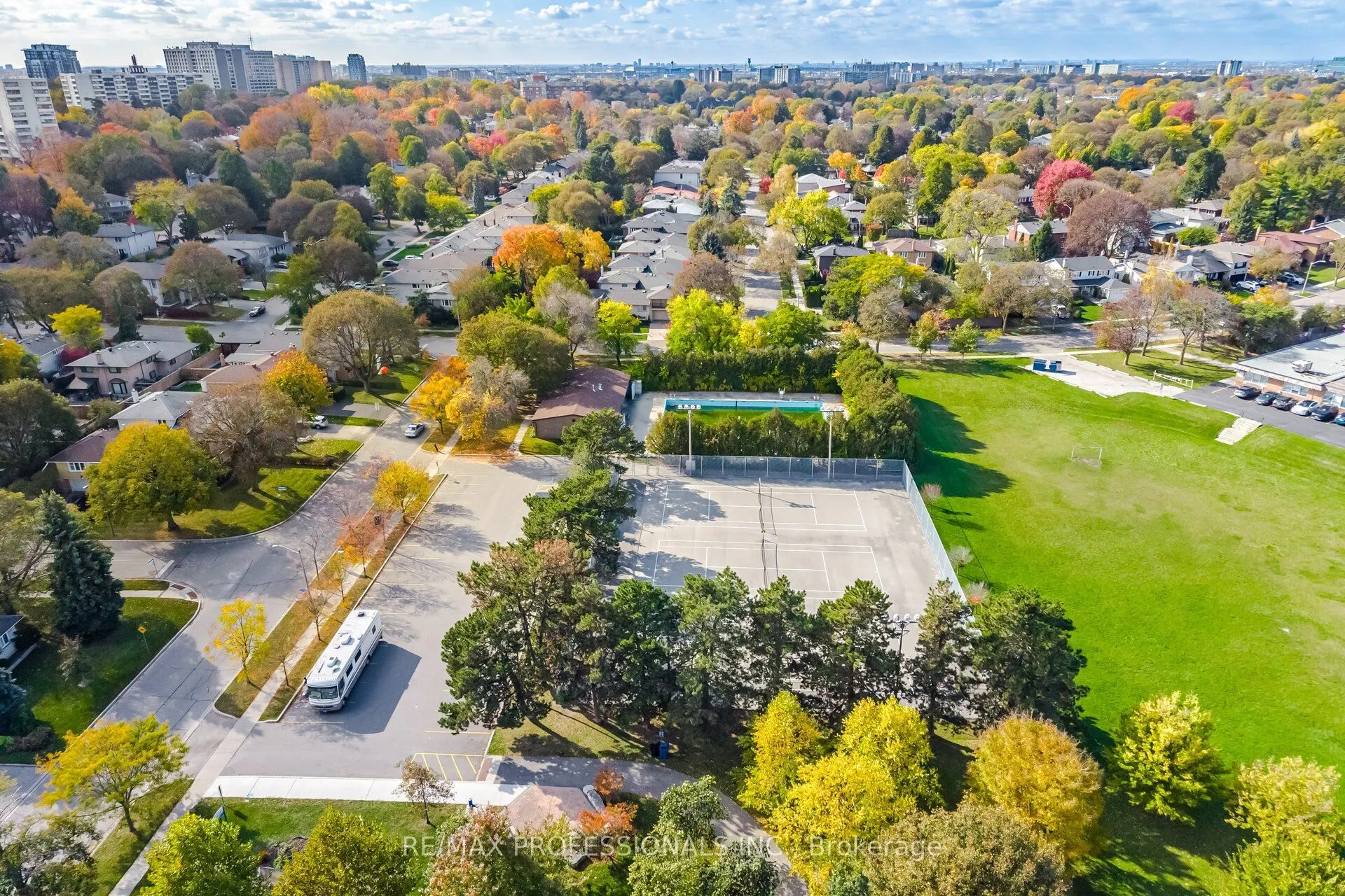 14 Strathdee Drive