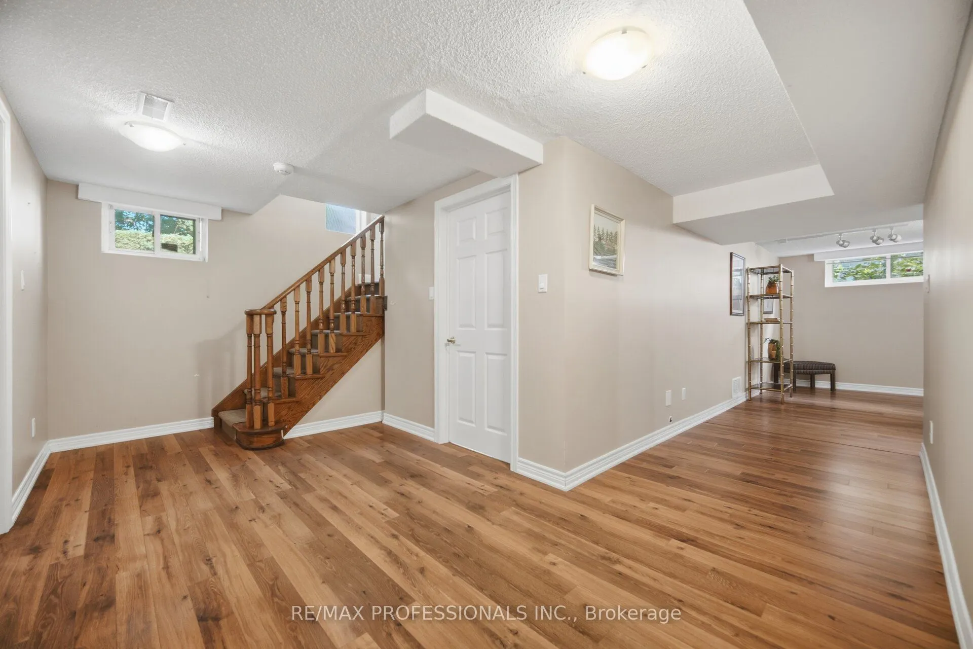 14 Strathdee Drive