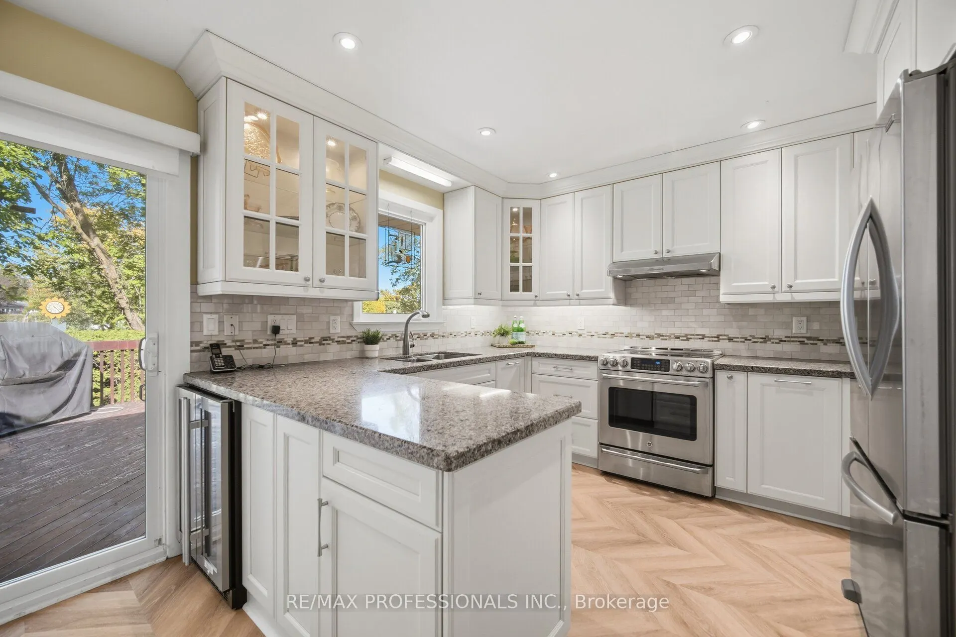 14 Strathdee Drive
