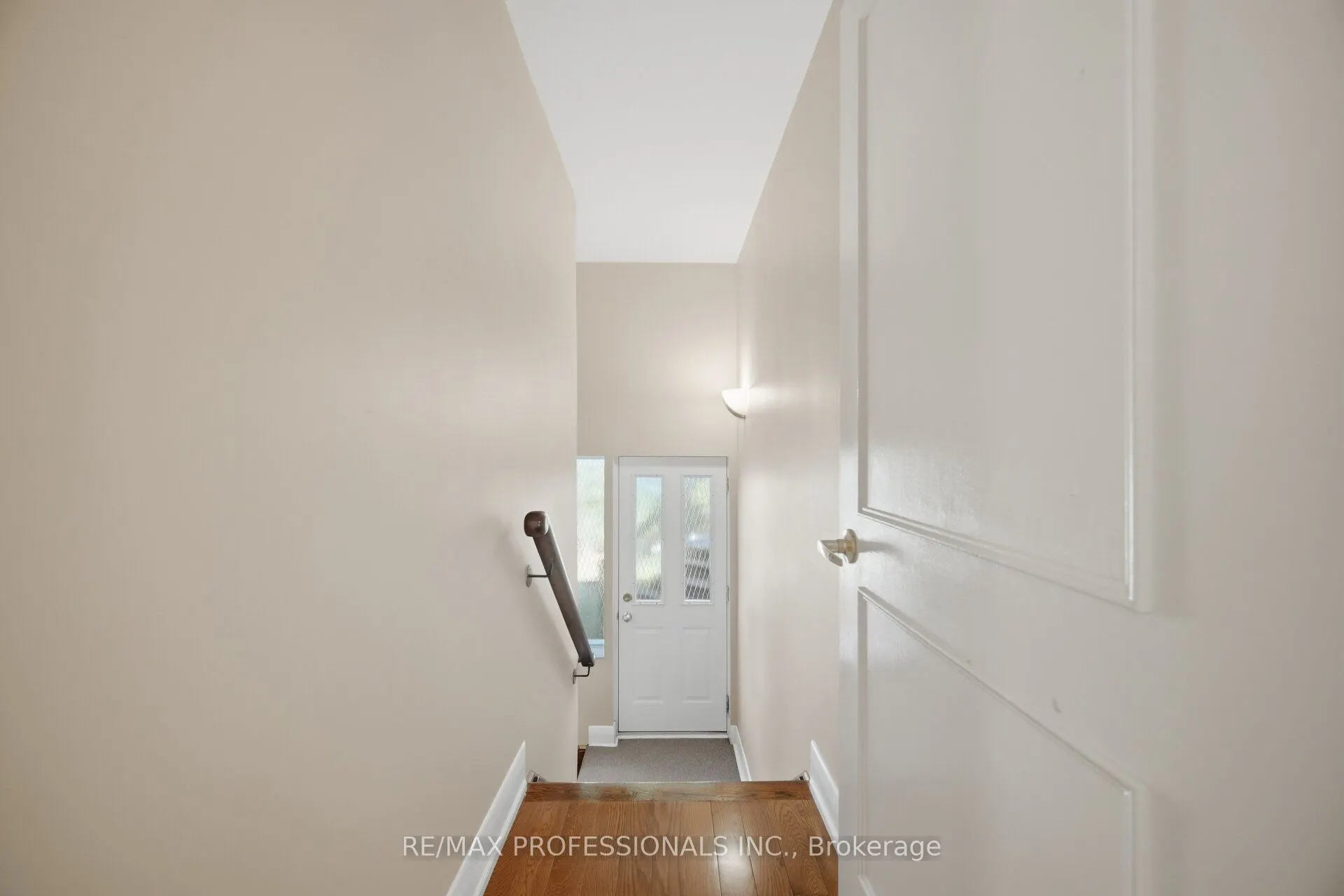 14 Strathdee Drive