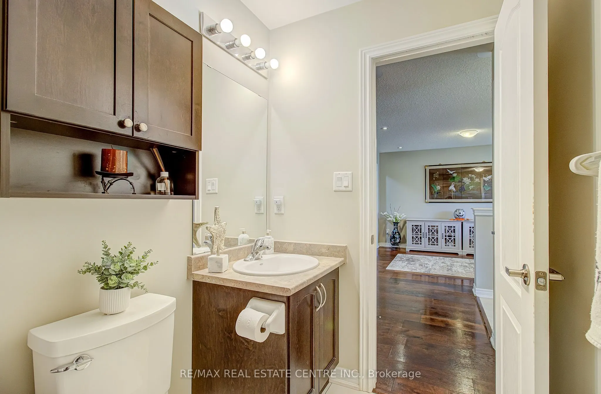 16 Lacorra Way S #8