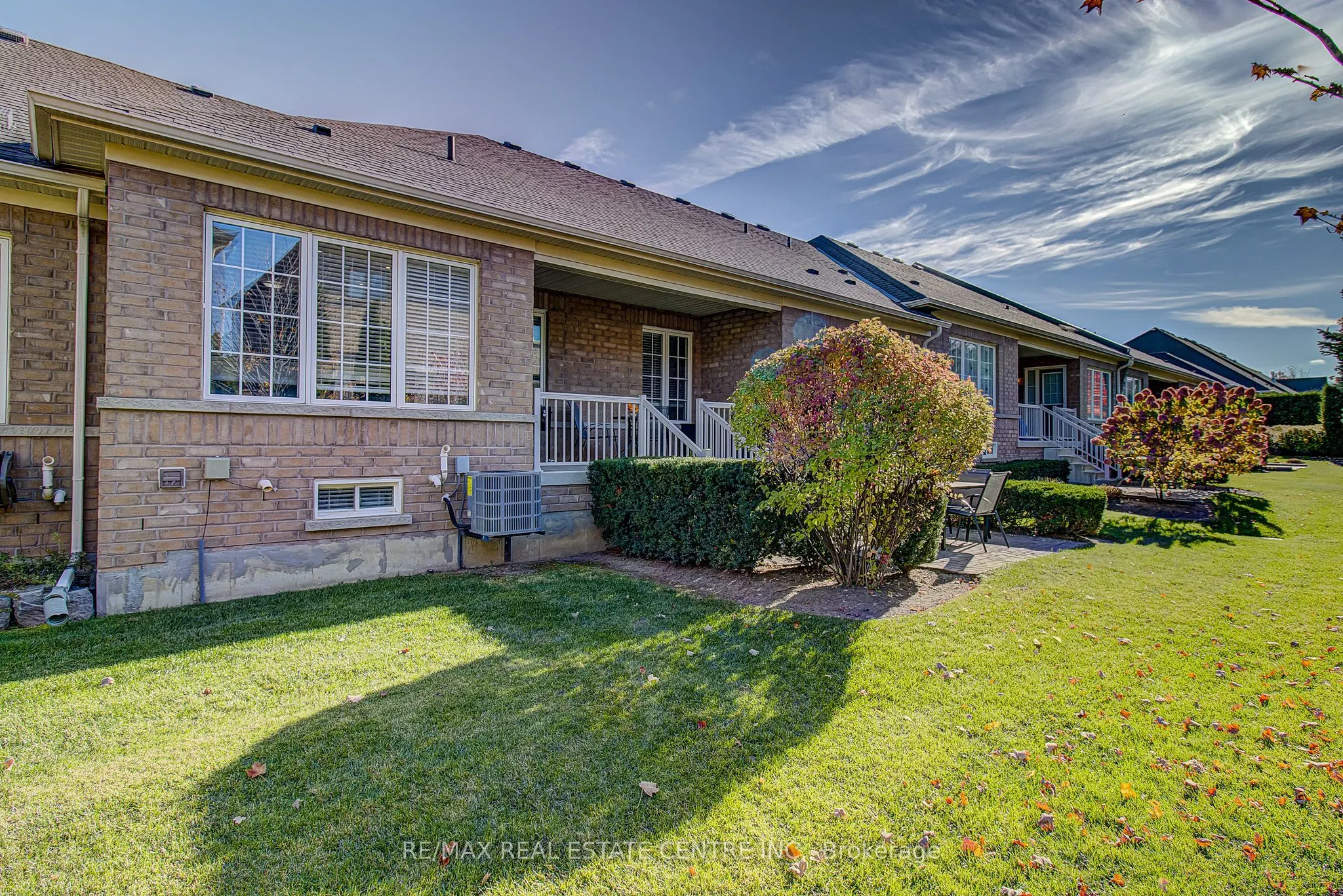 16 Lacorra Way S #8