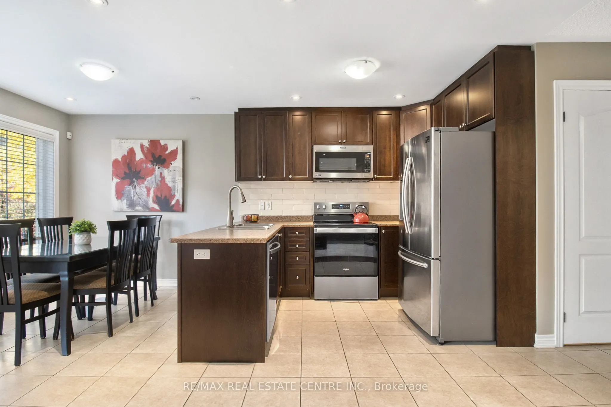16 Lacorra Way S #8