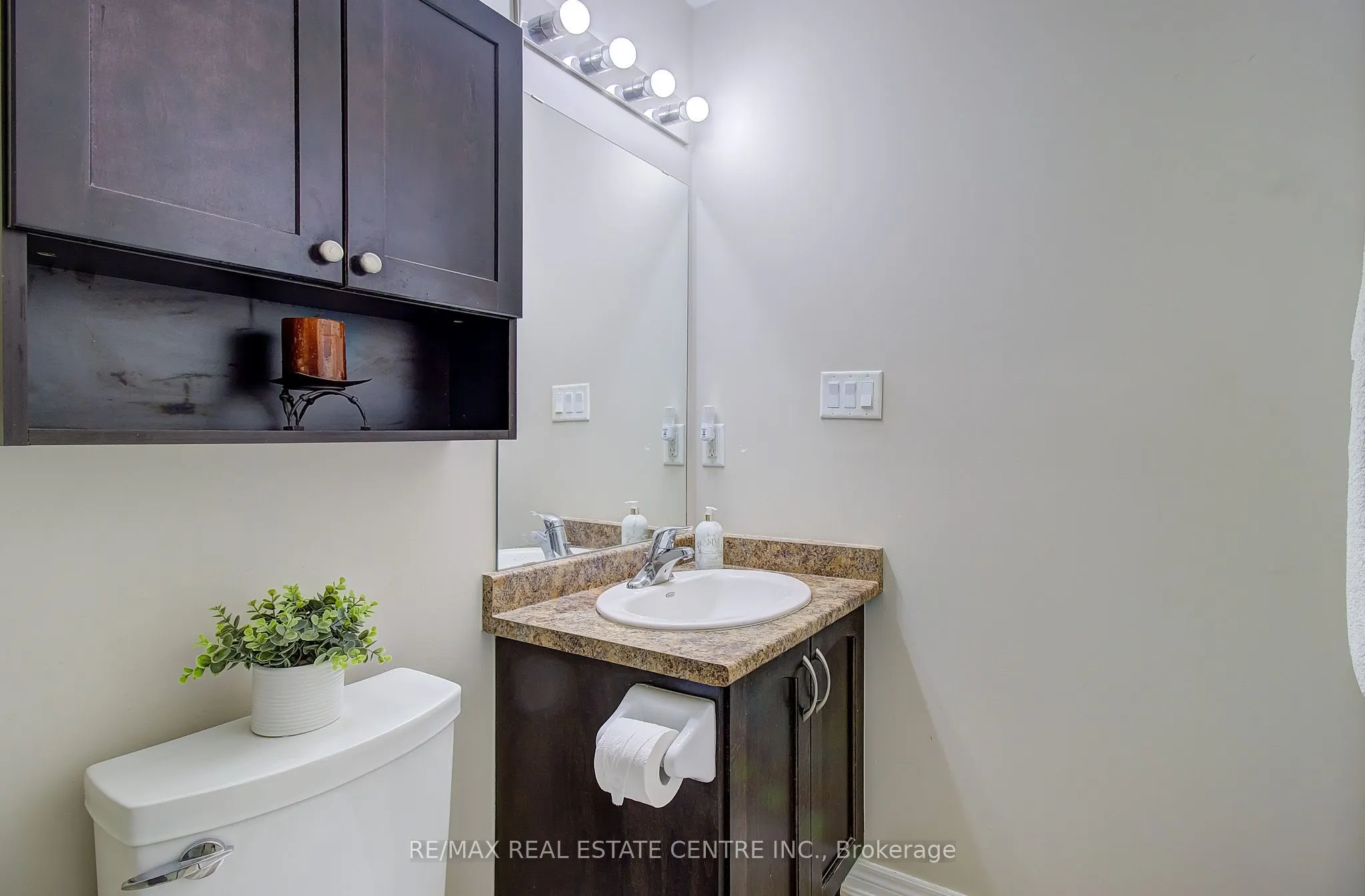 16 Lacorra Way S #8
