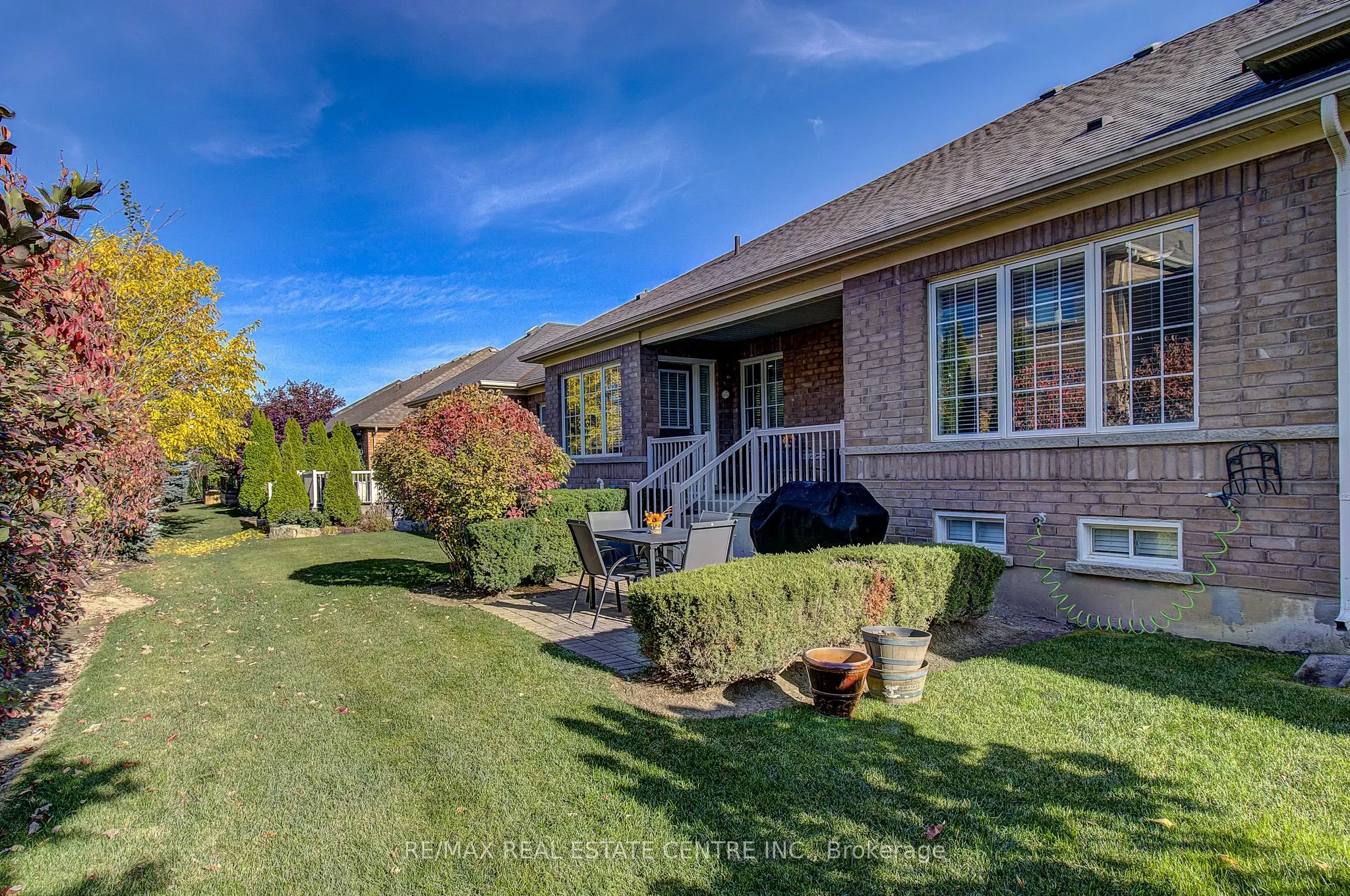 16 Lacorra Way S #8