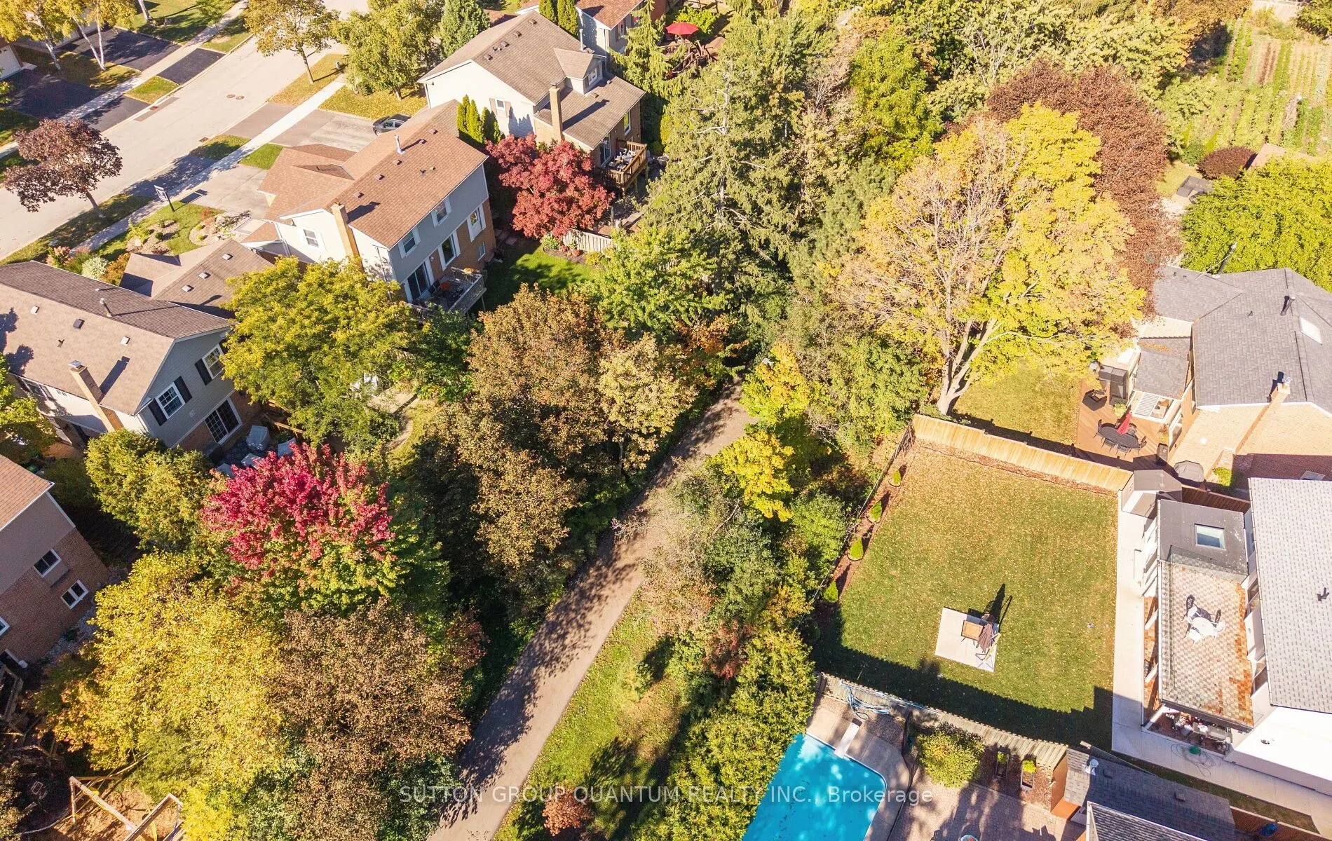 4071 Wheelwright Crescent