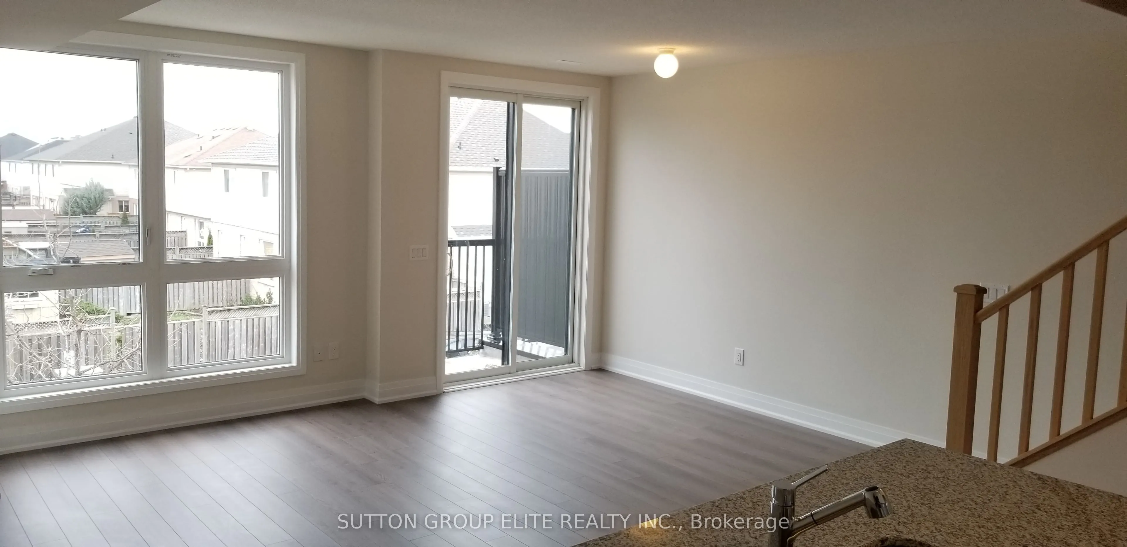 1206 Main Street E #204
