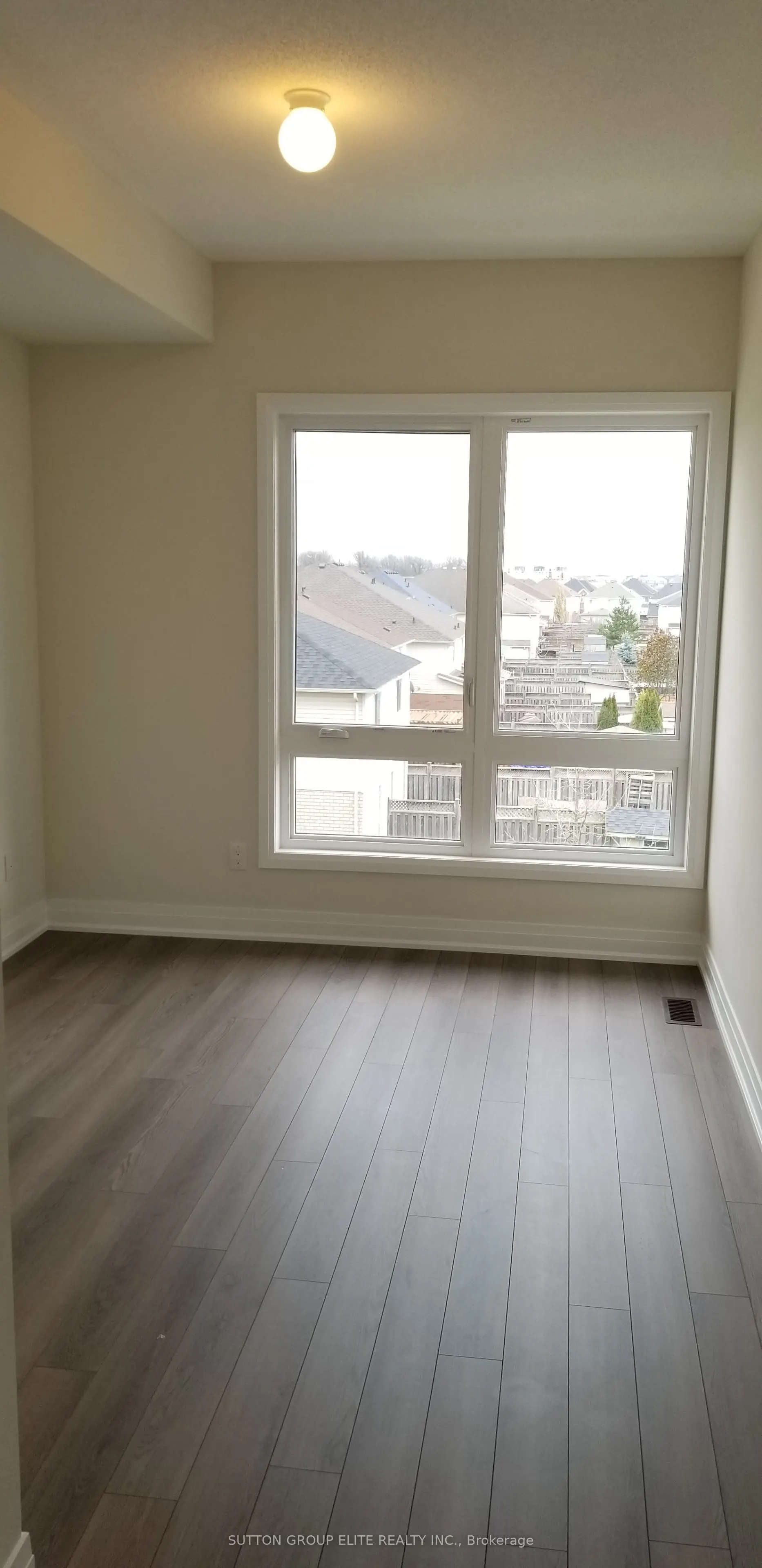 1206 Main Street E #204