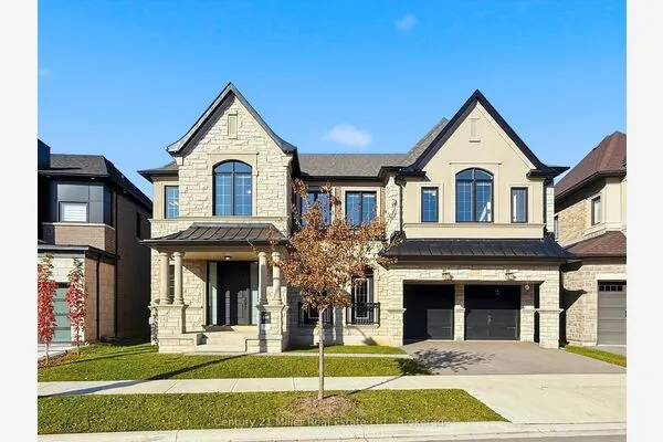 2339 Hyacinth Crescent