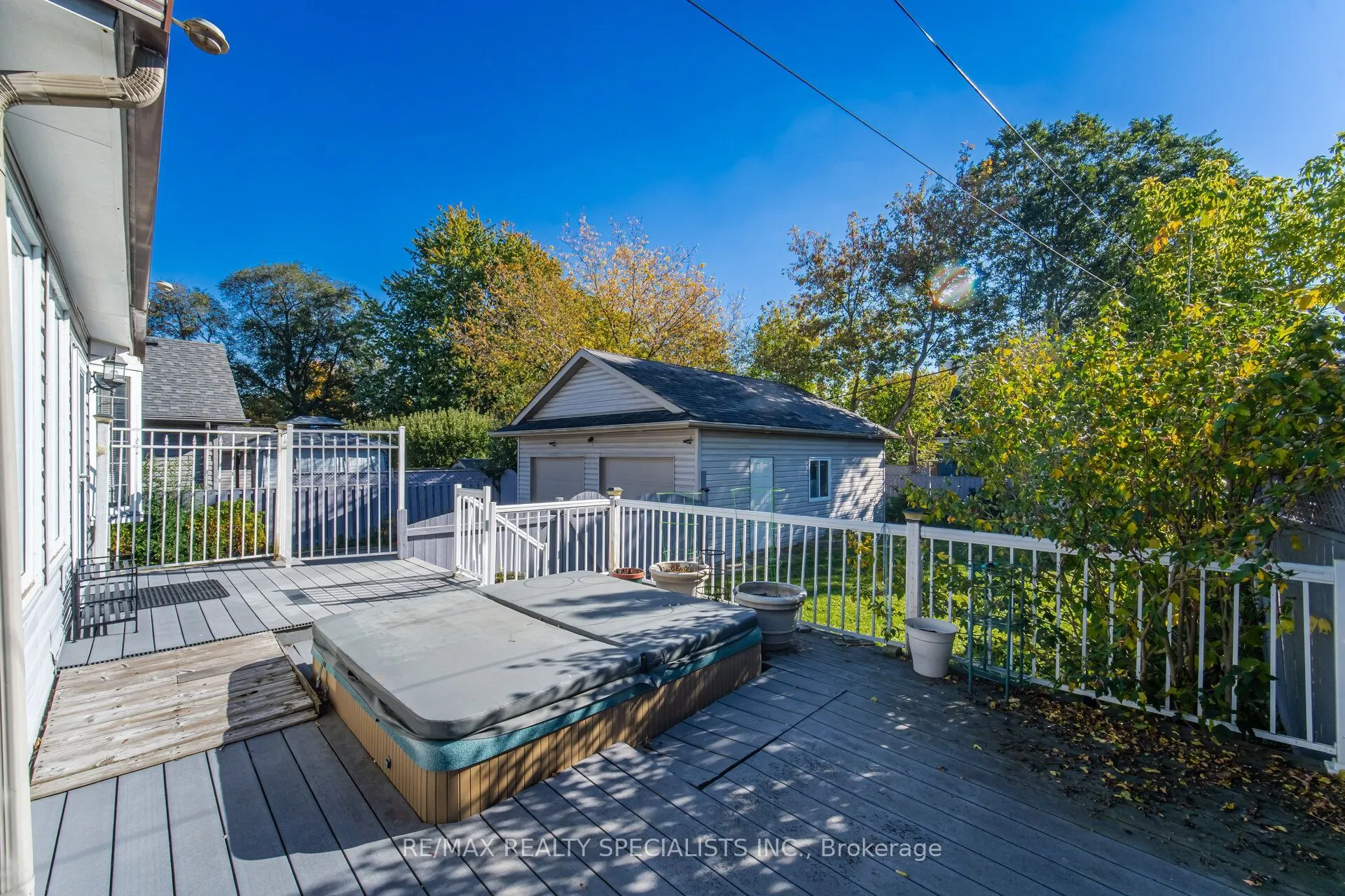 87 Woodward Avenue