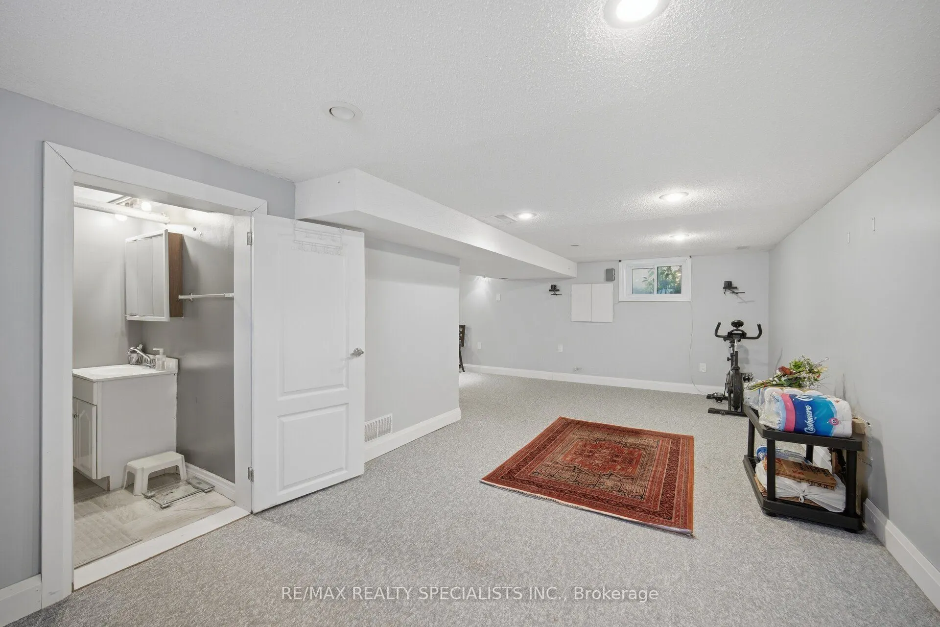 87 Woodward Avenue