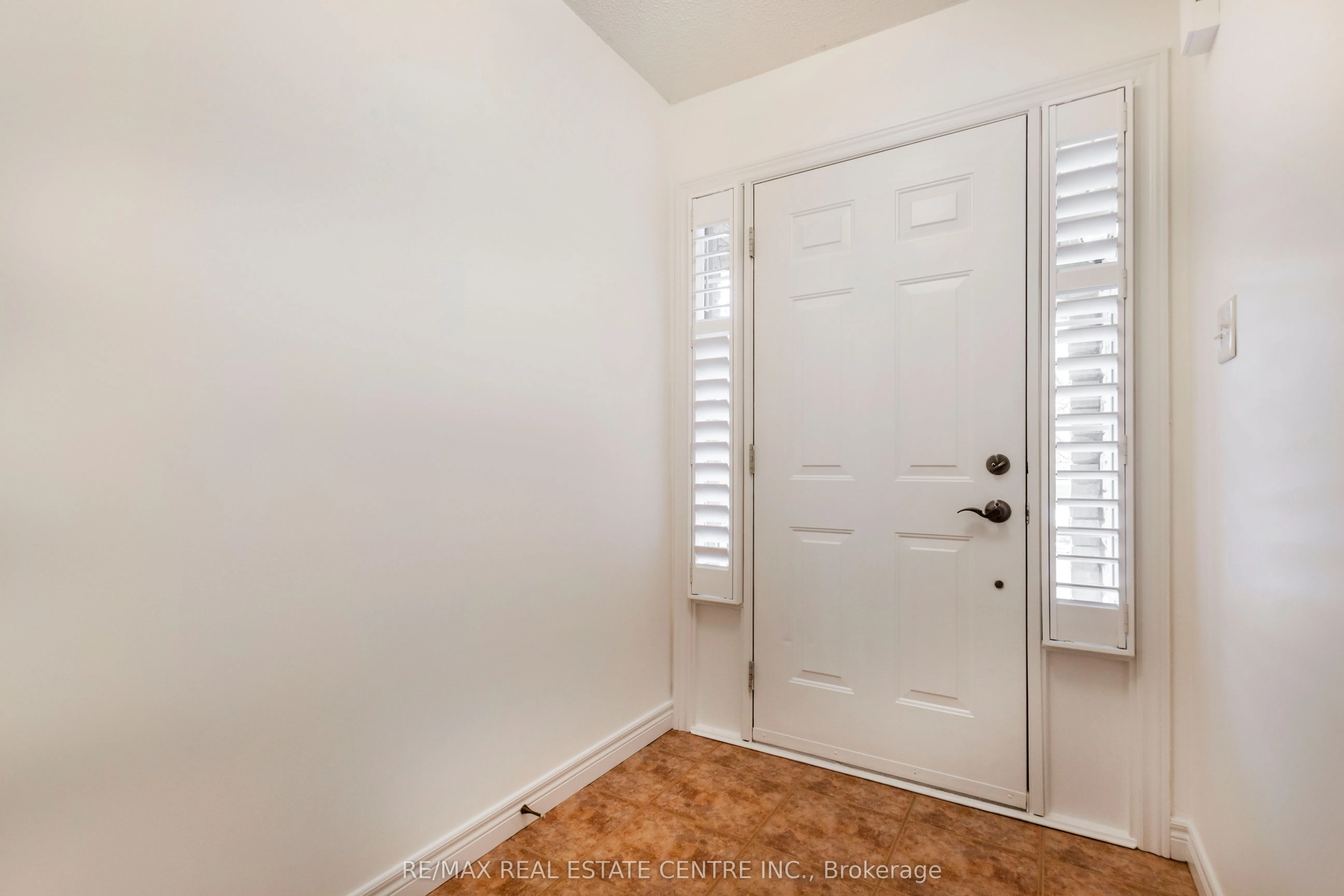 130 Robert Street #29