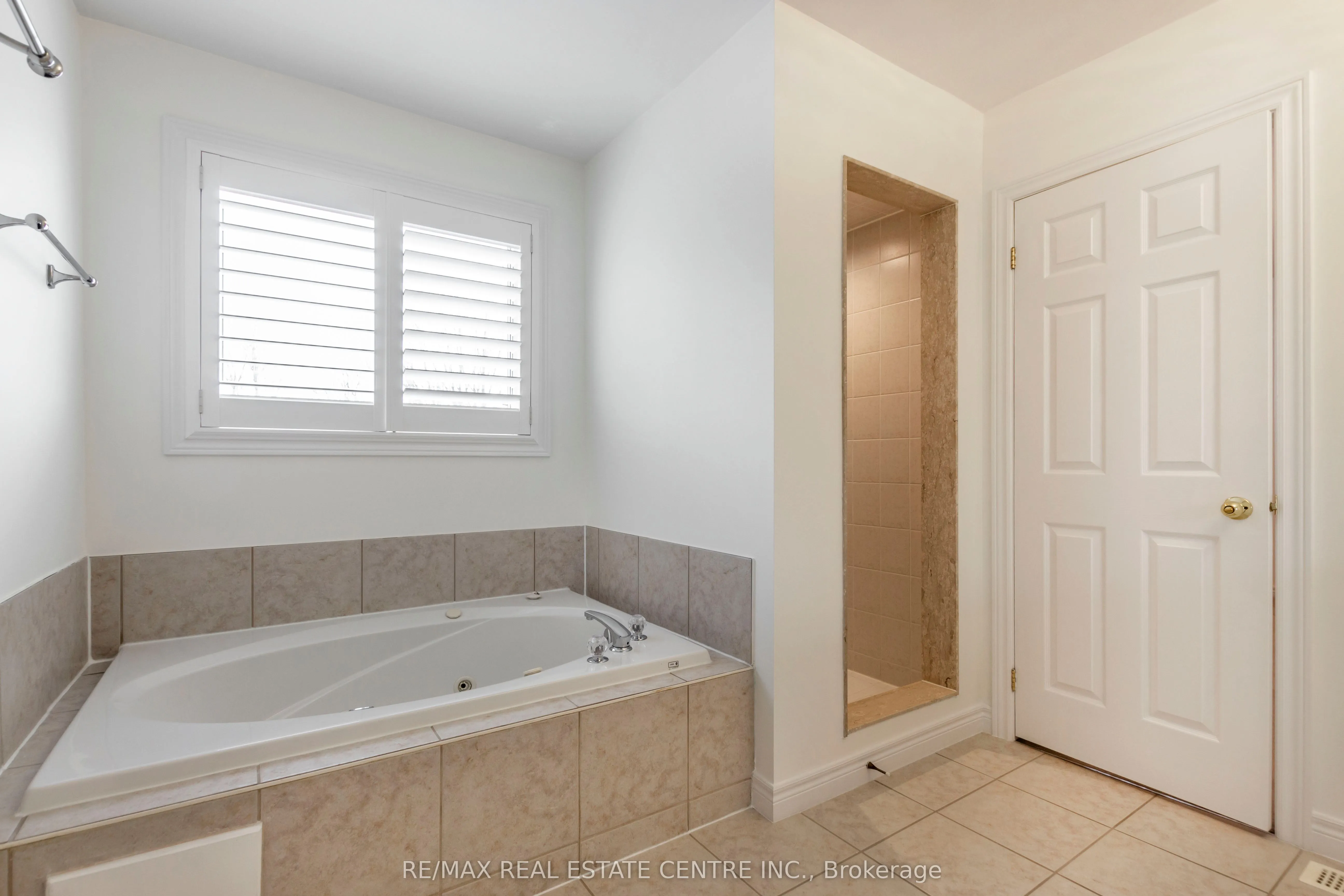 130 Robert Street #29