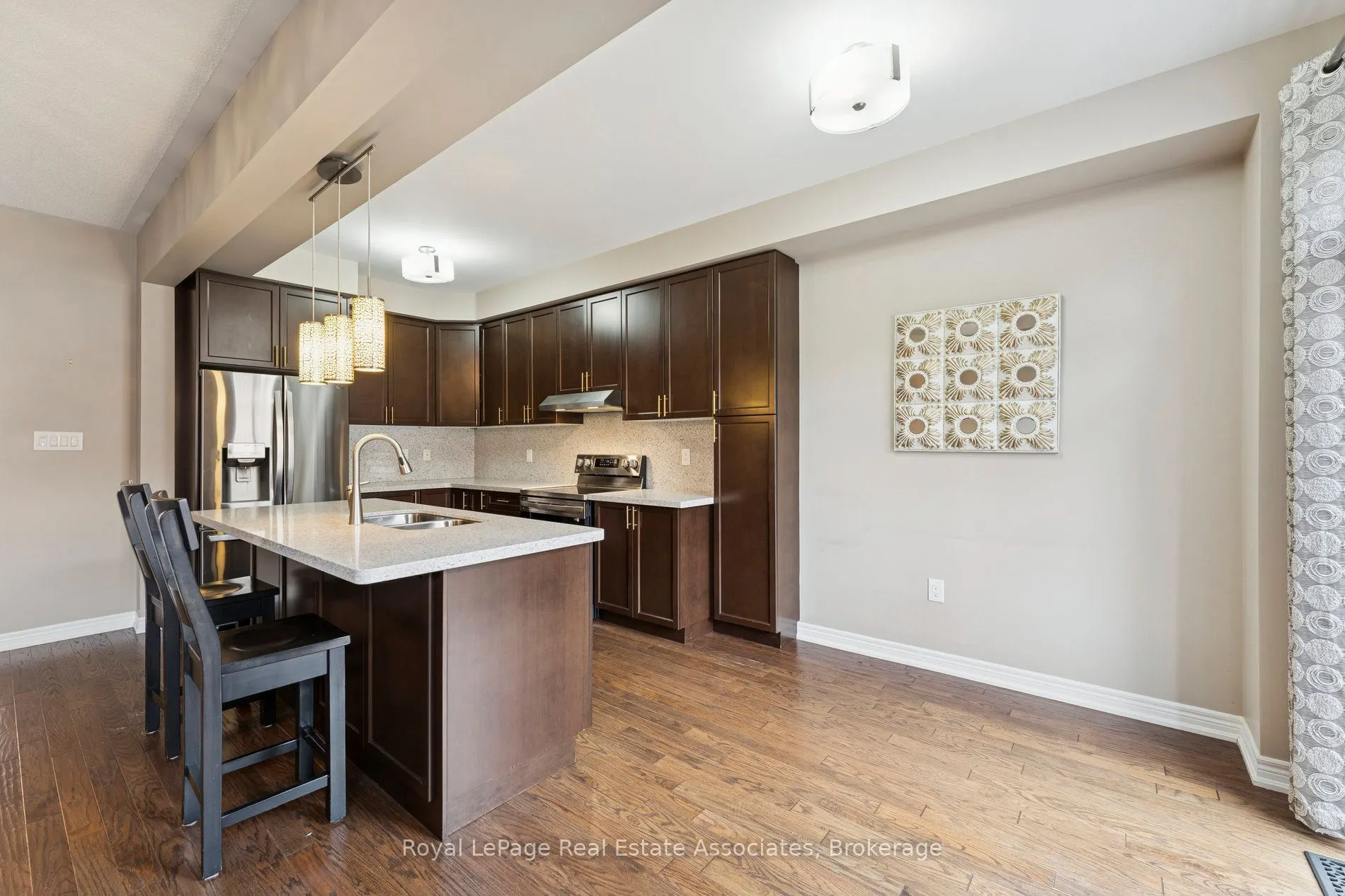 12 Diamond Leaf Lane
