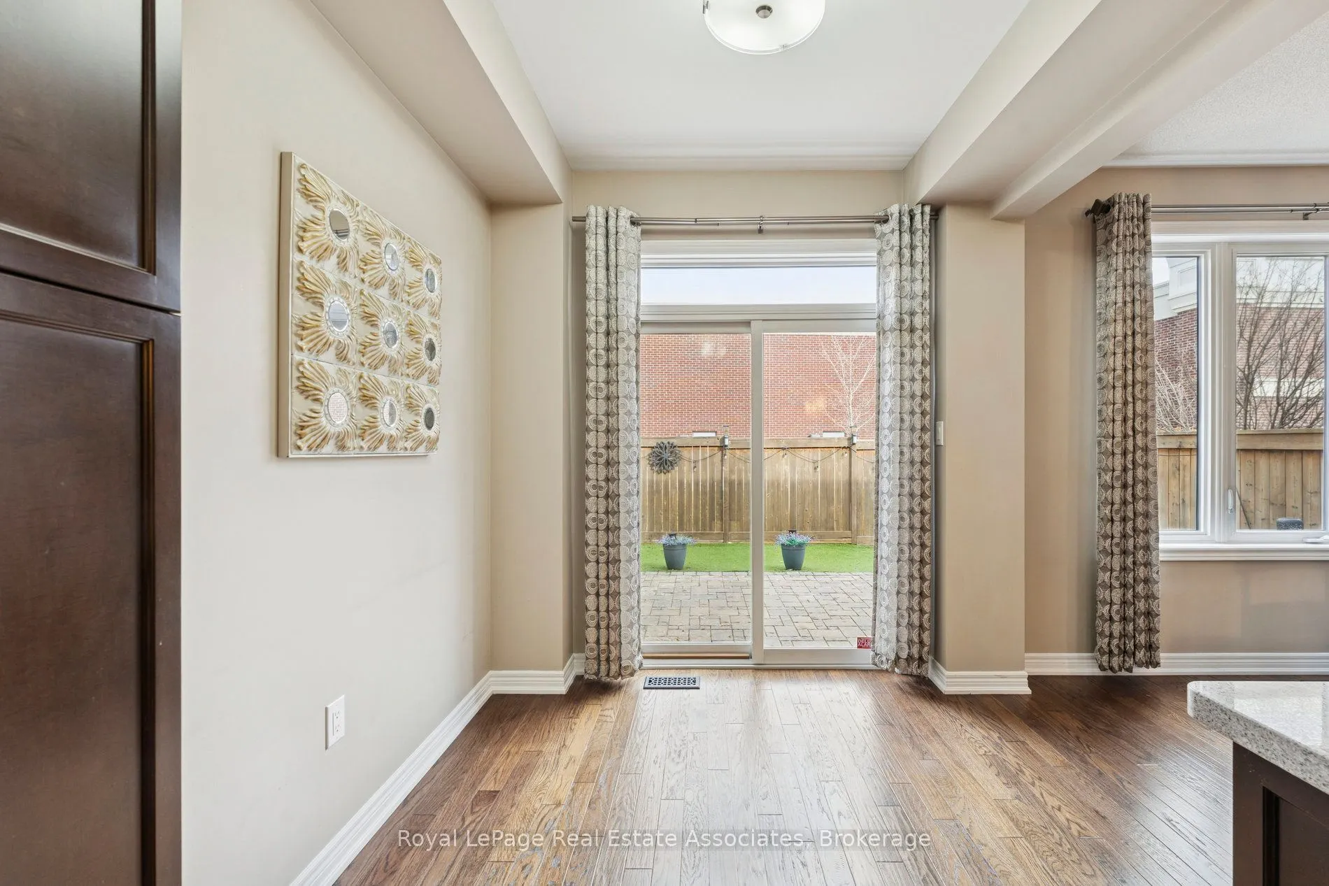12 Diamond Leaf Lane