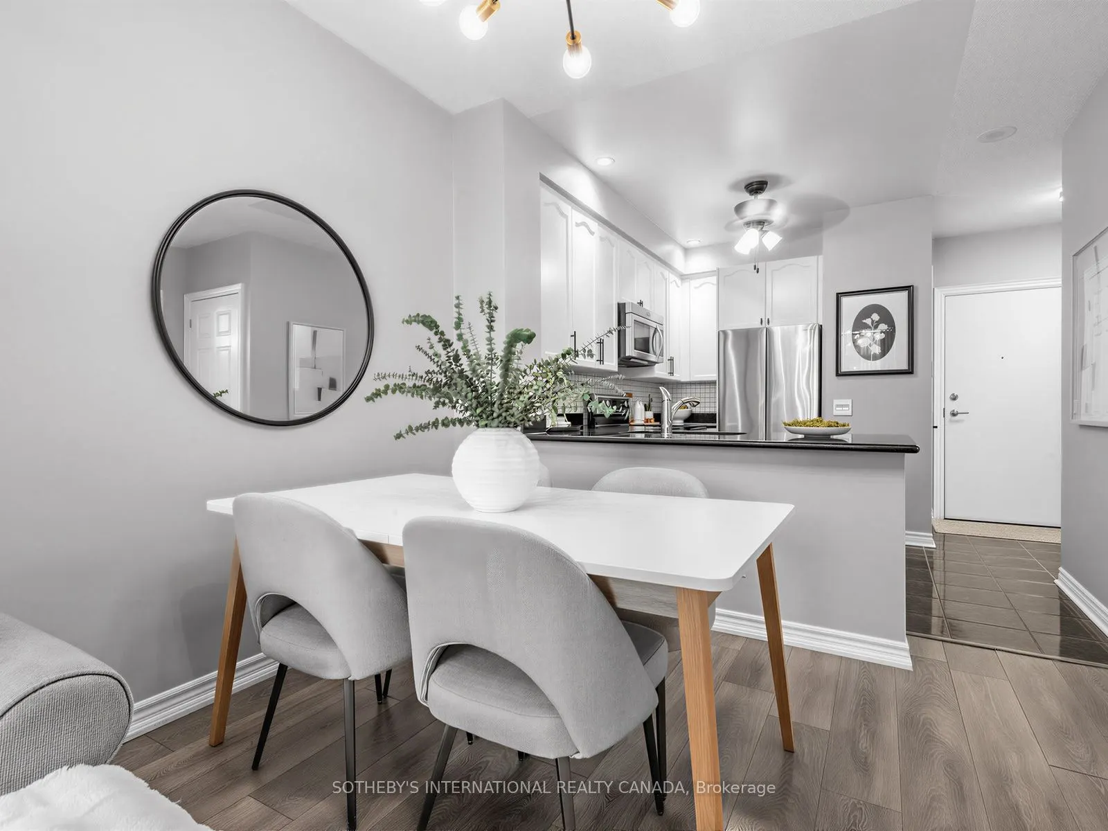 5233 Dundas Street W #127