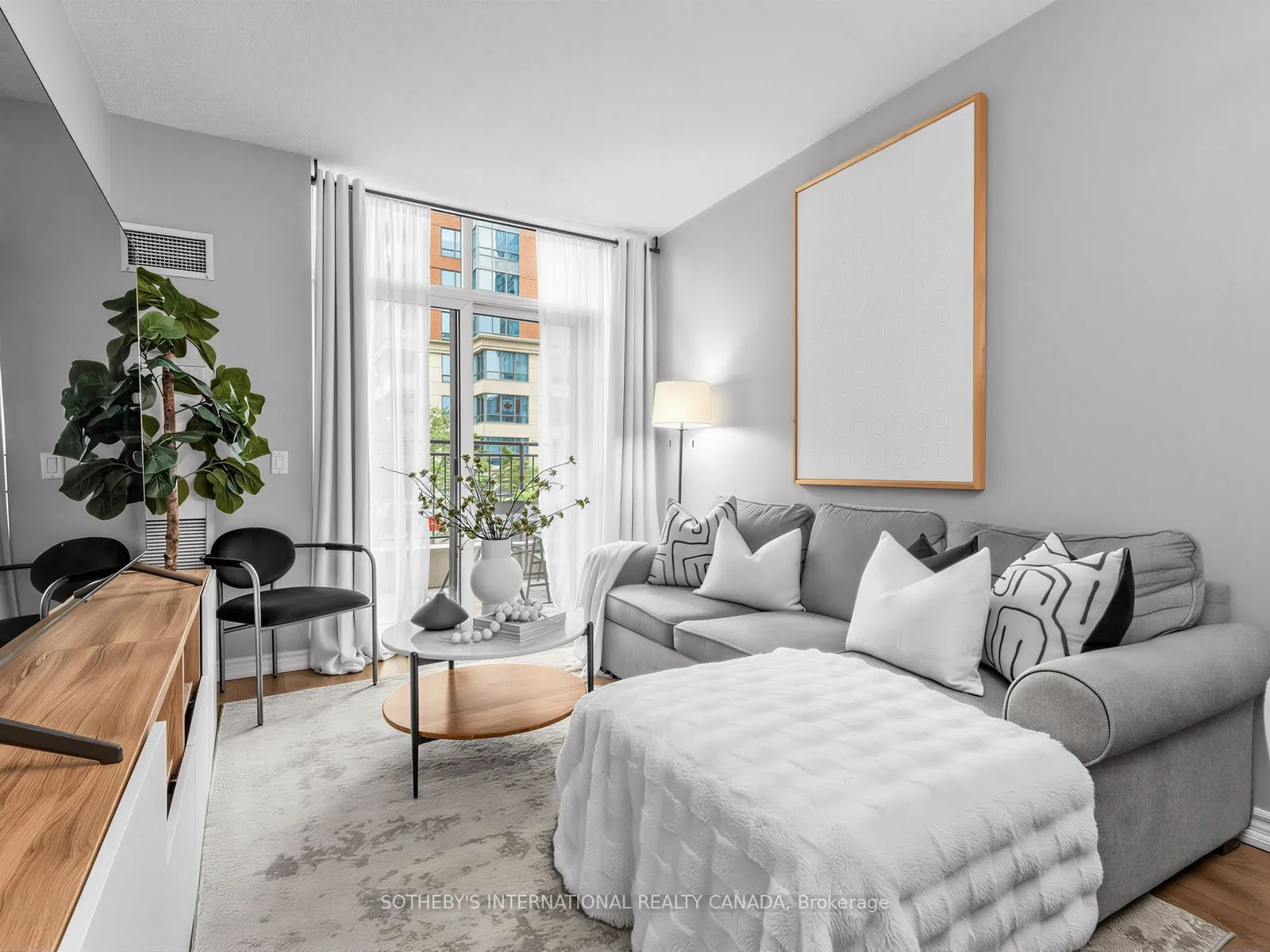 5233 Dundas Street W #127