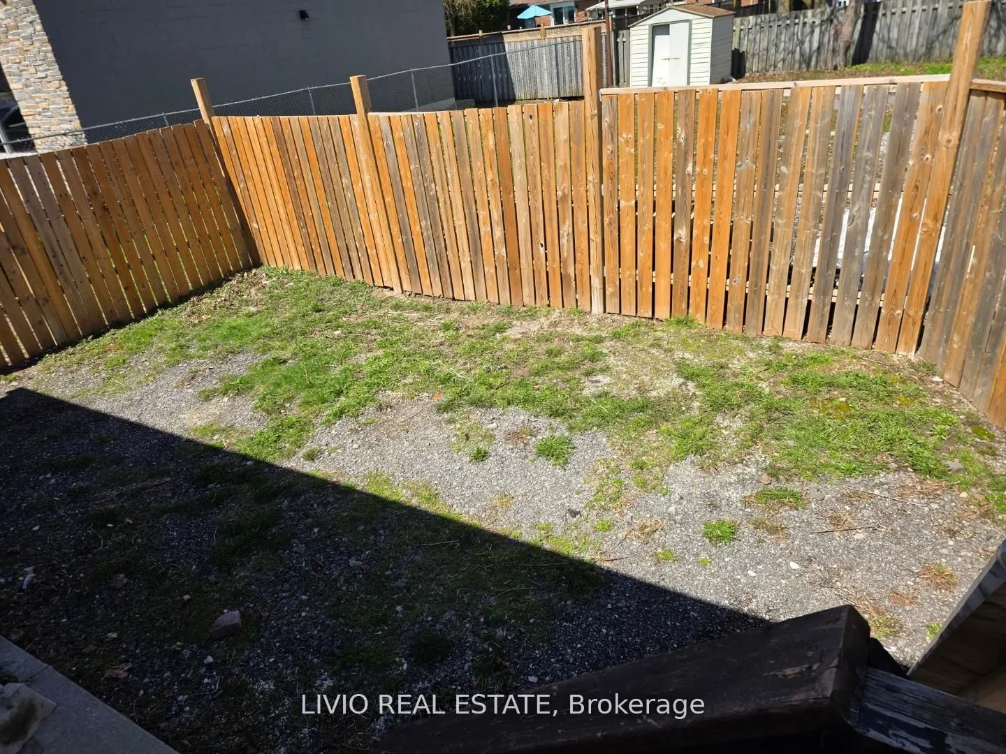 323 Queen Street E