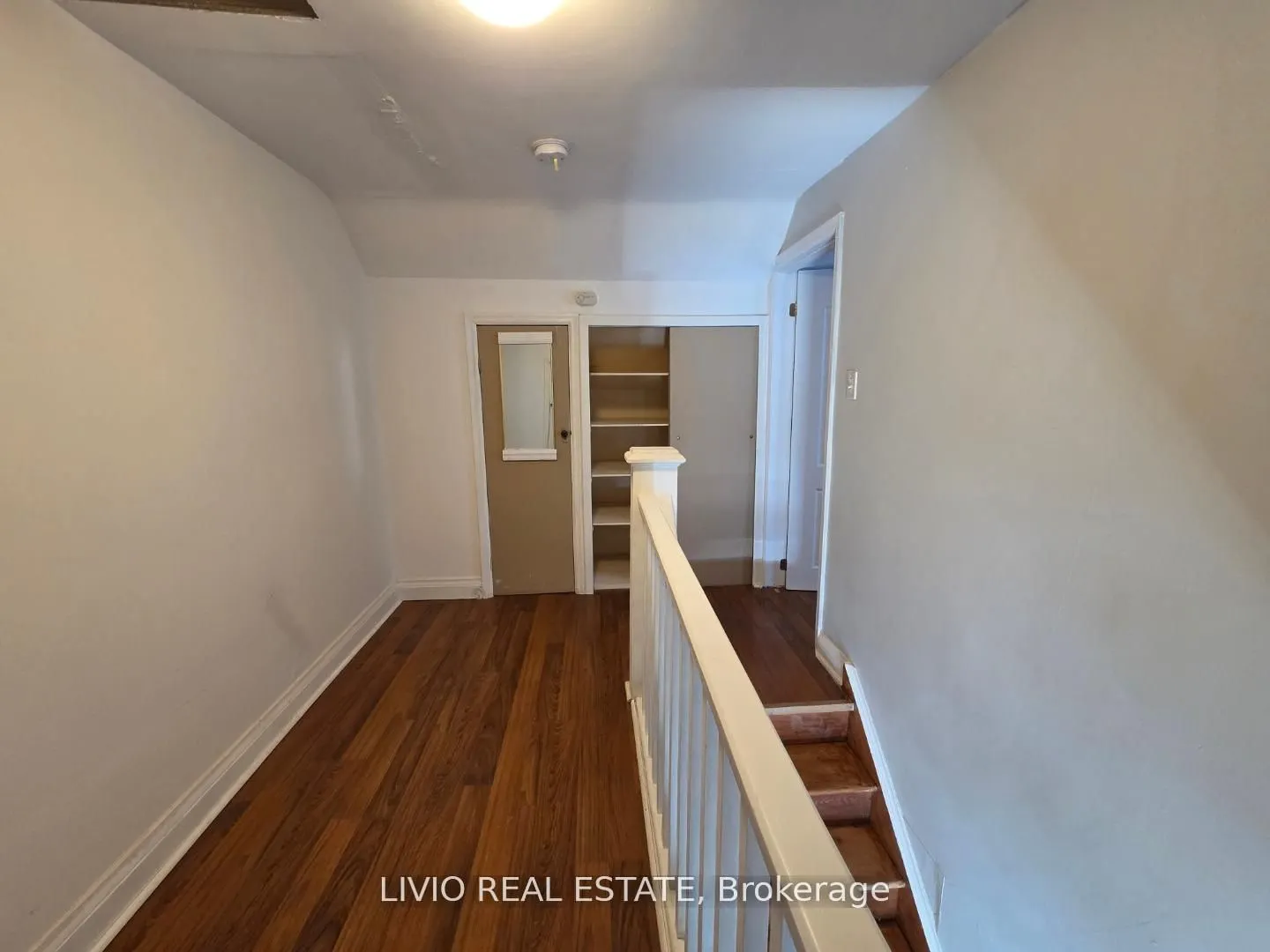 323 Queen Street E