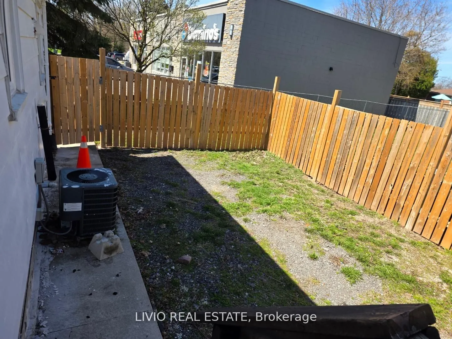 323 Queen Street E
