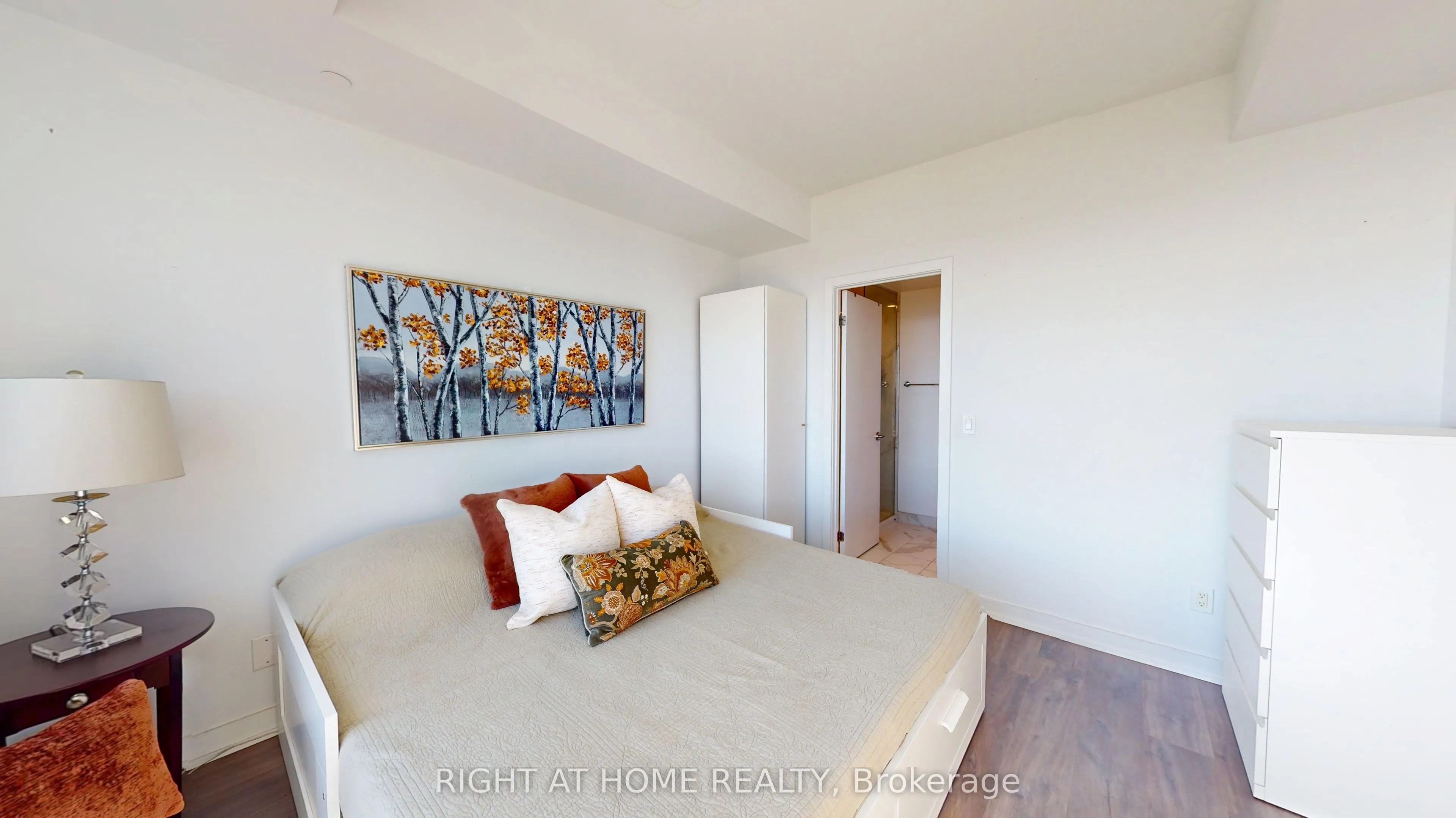 1926 Lake Shore Boulevard W #1609
