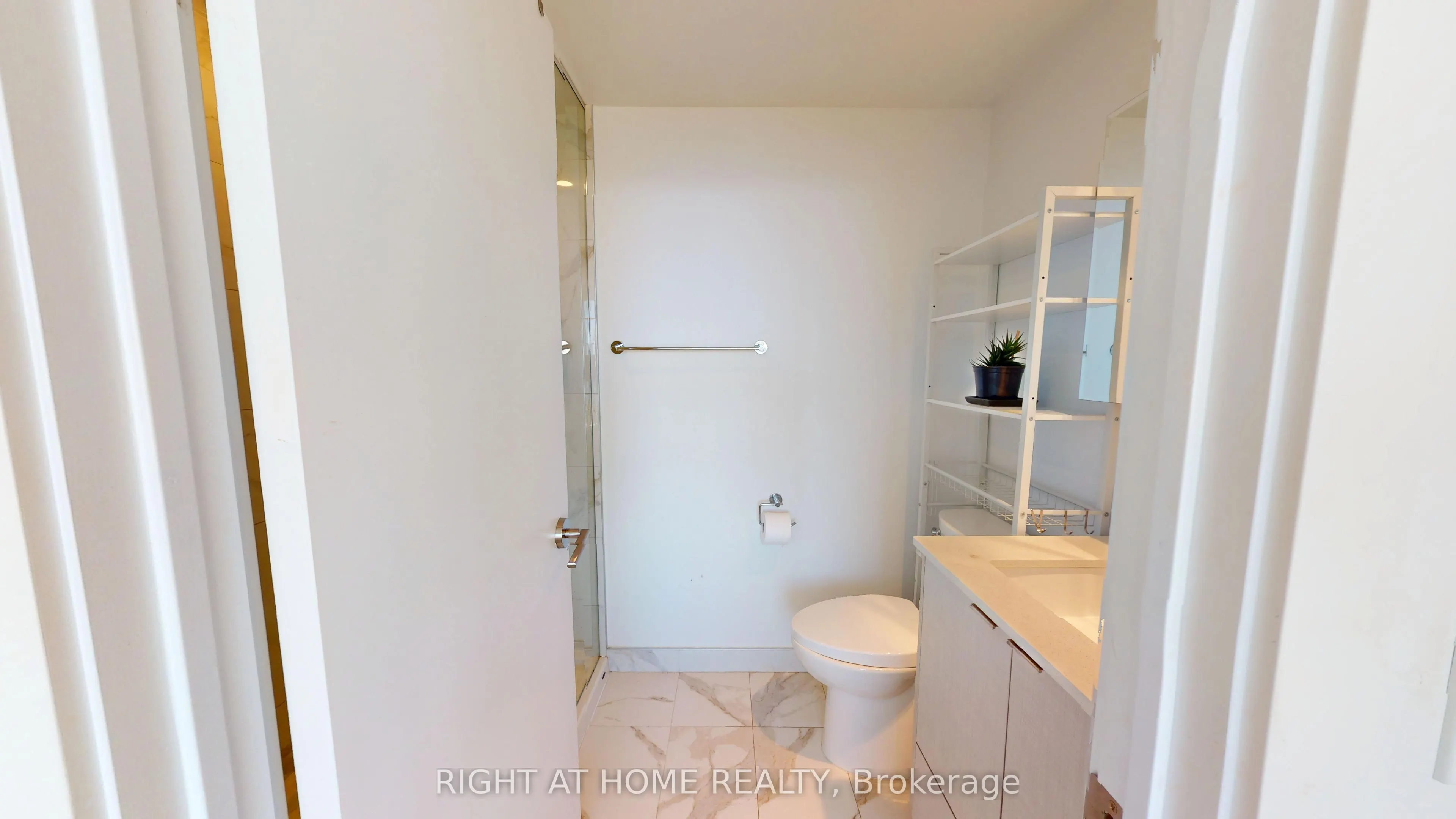 1926 Lake Shore Boulevard W #1609