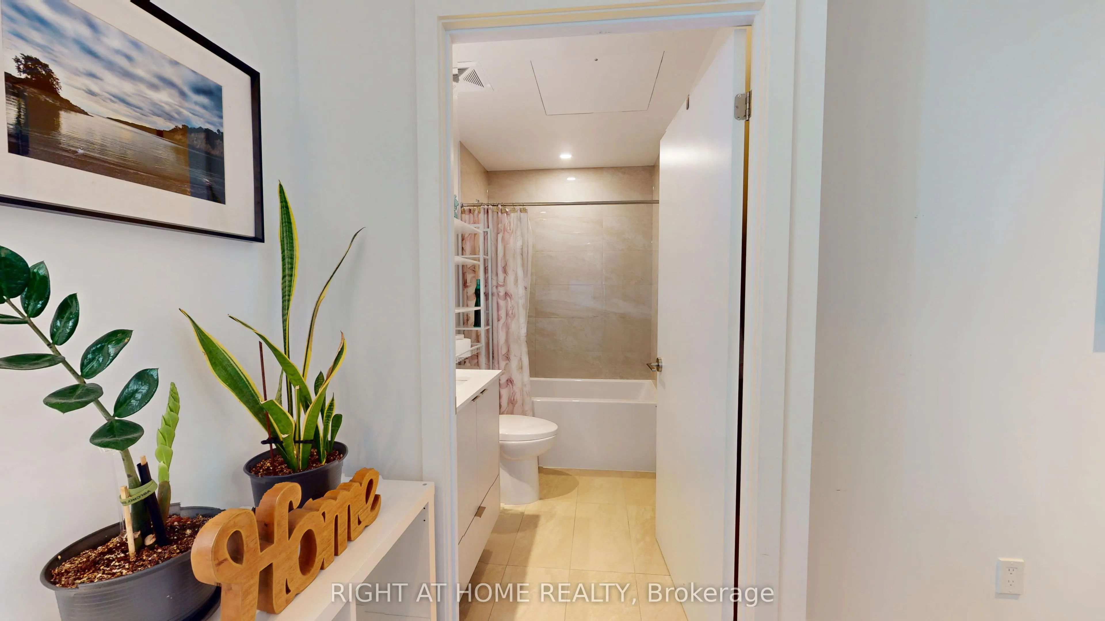 1926 Lake Shore Boulevard W #1609