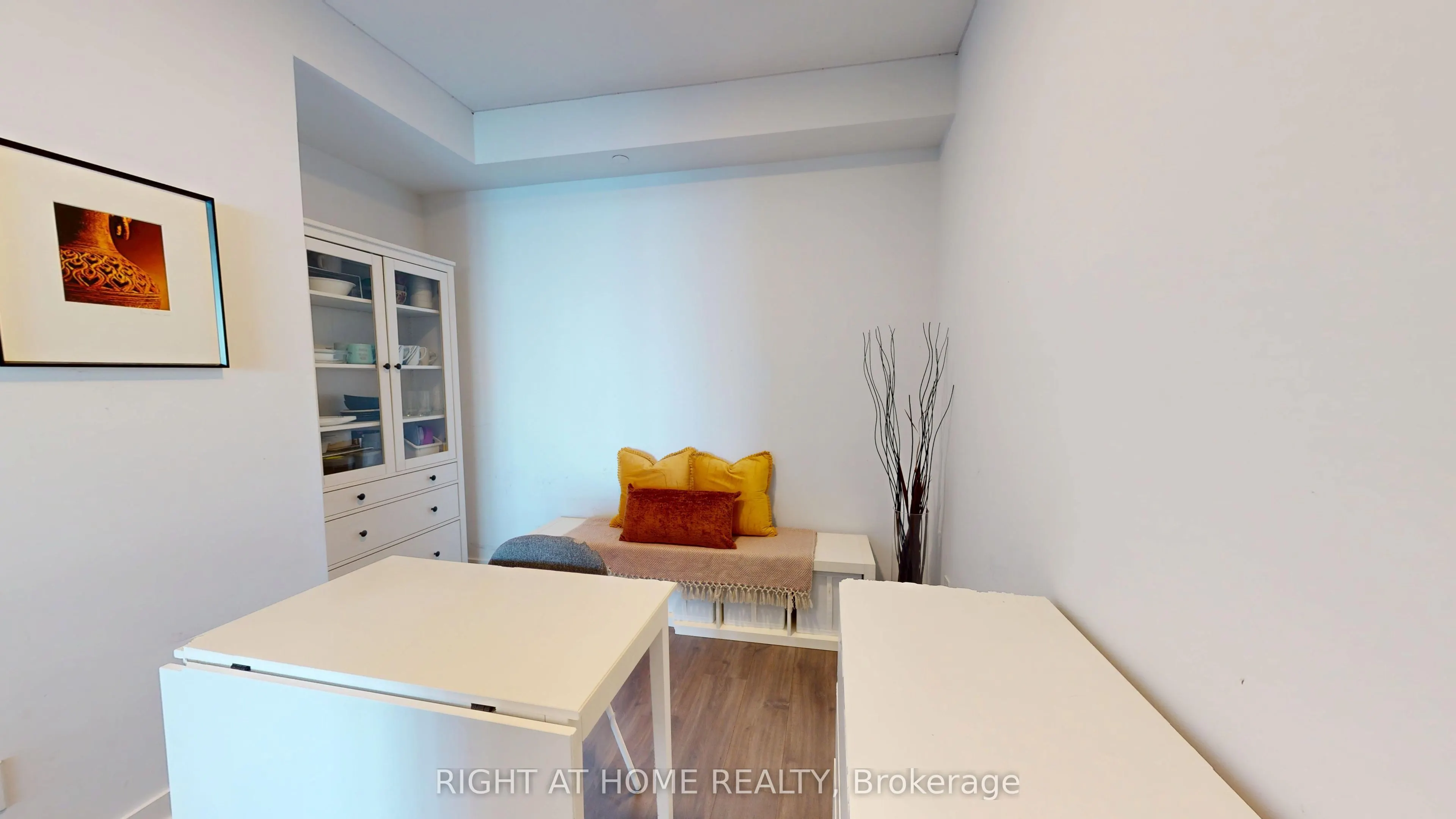 1926 Lake Shore Boulevard W #1609
