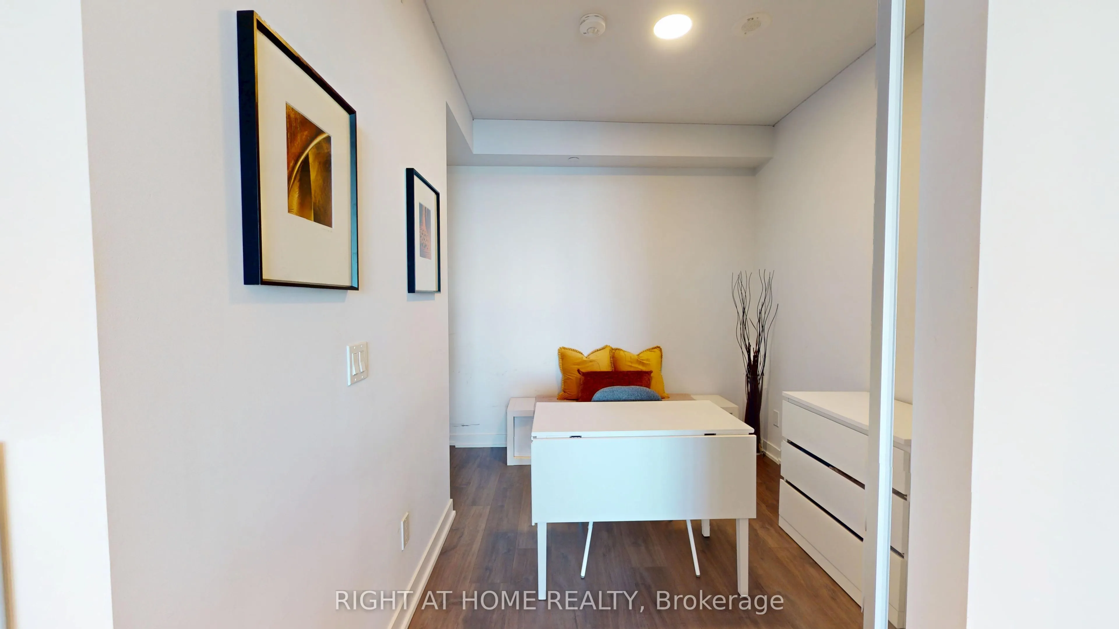 1926 Lake Shore Boulevard W #1609