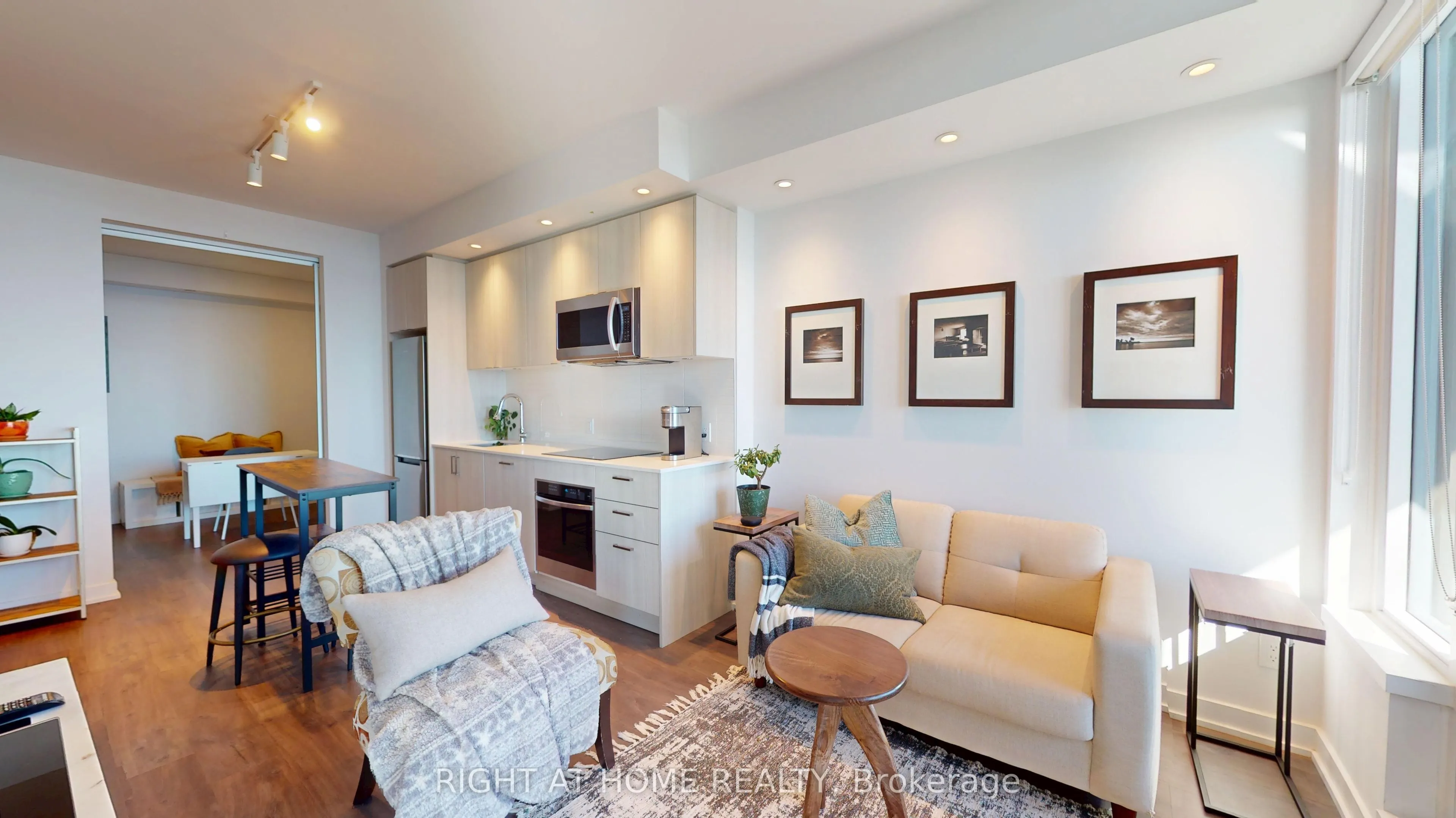 1926 Lake Shore Boulevard W #1609