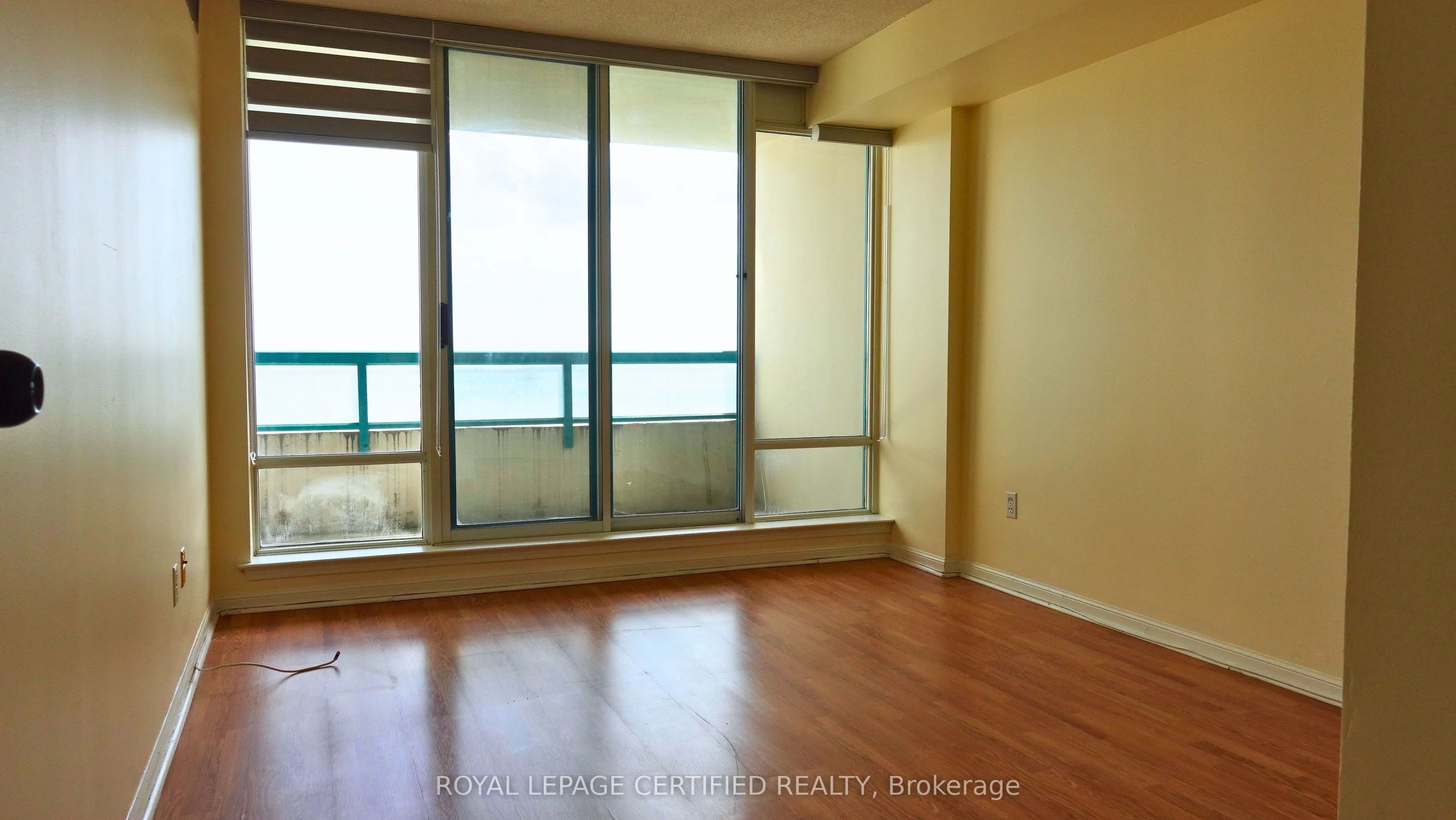 550 Webb Drive #1806