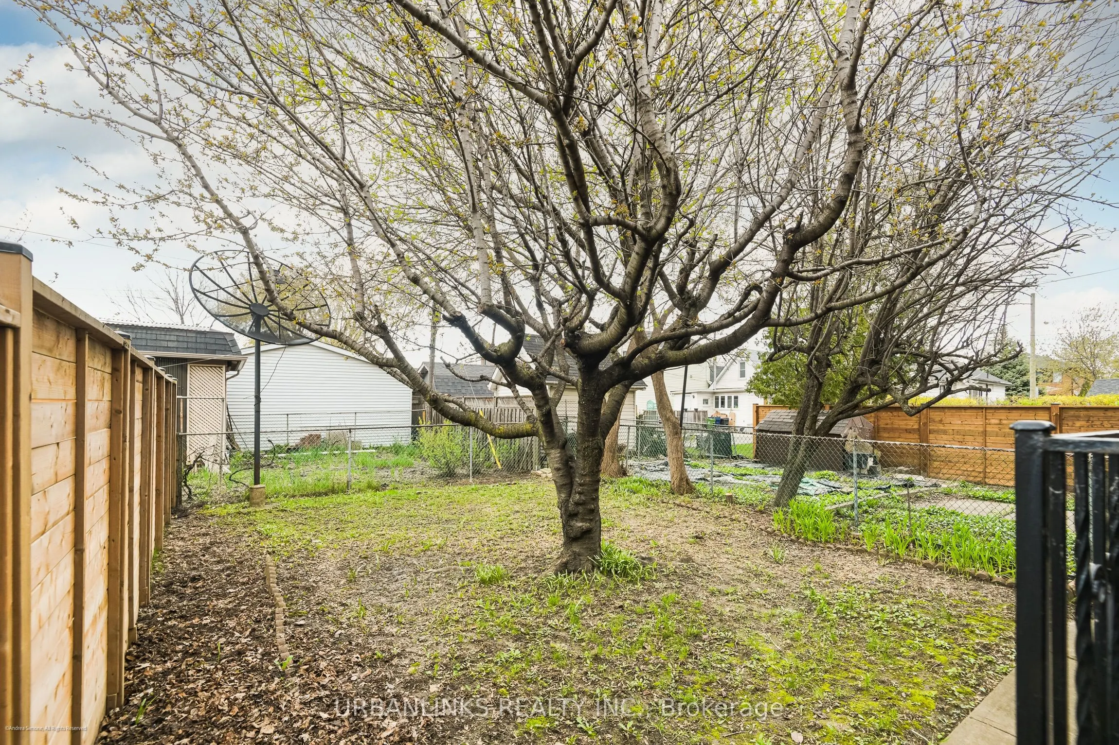 78 Evans Avenue