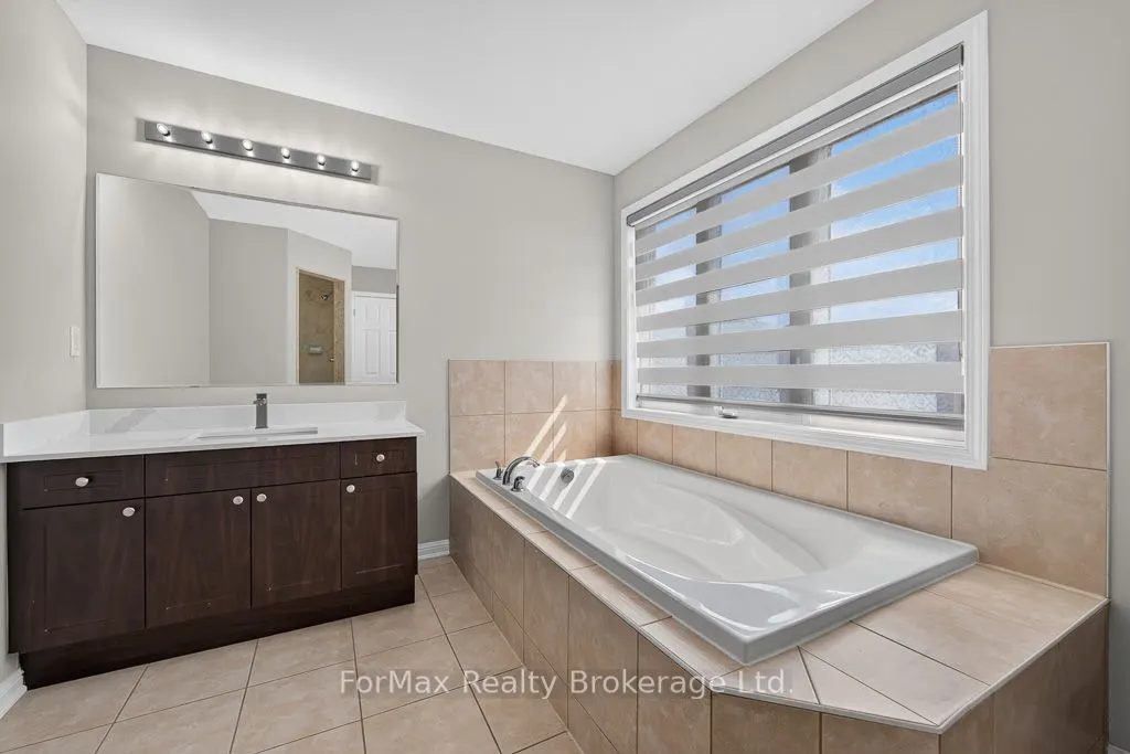35 Seascape Crescent