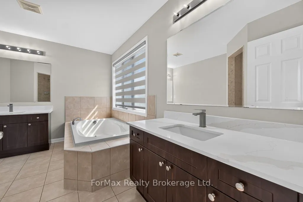 35 Seascape Crescent