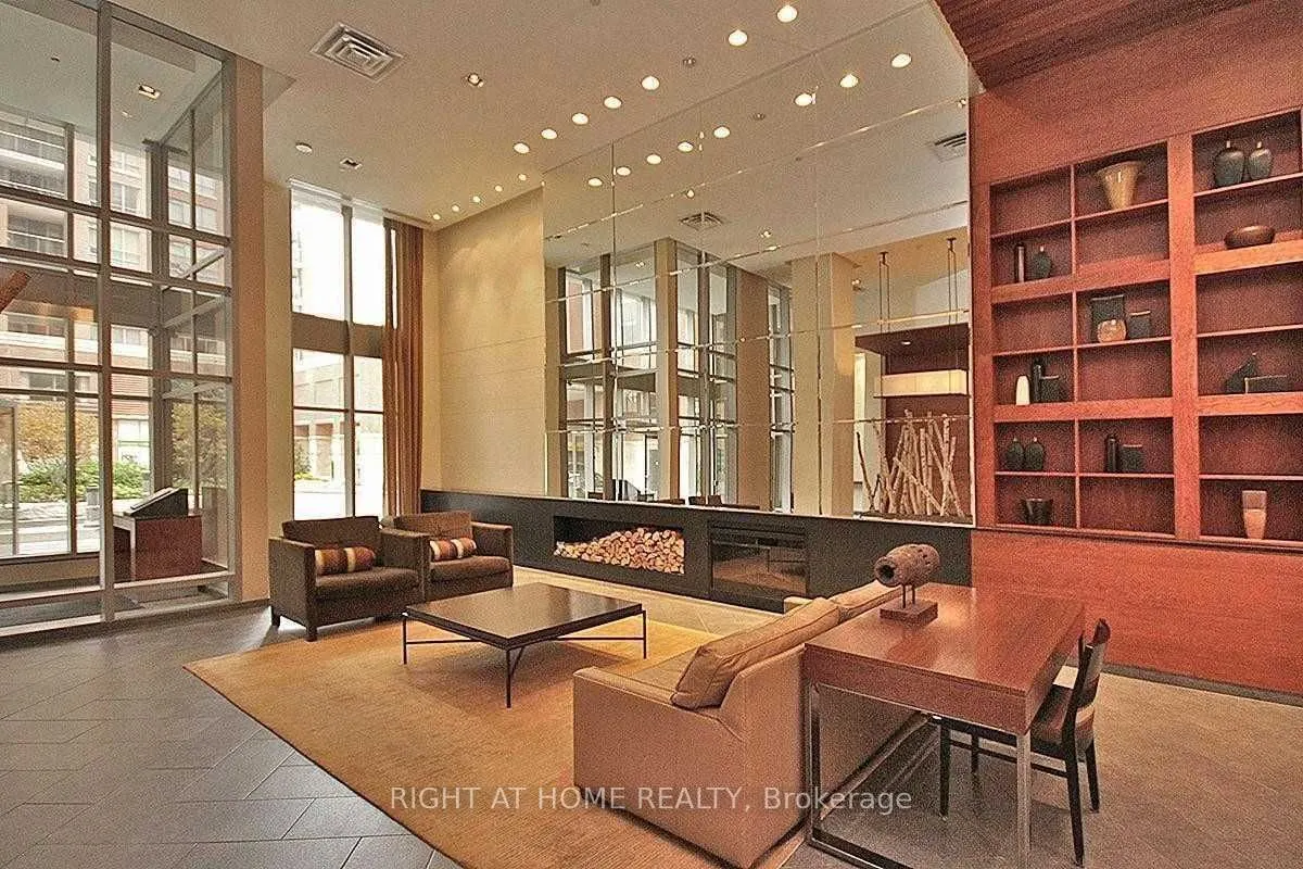 4090 Living Arts Drive #2806