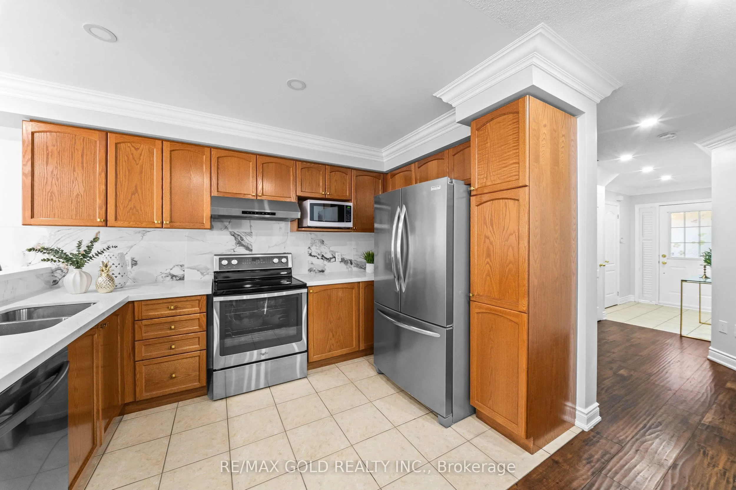 33 Bay Breeze Drive