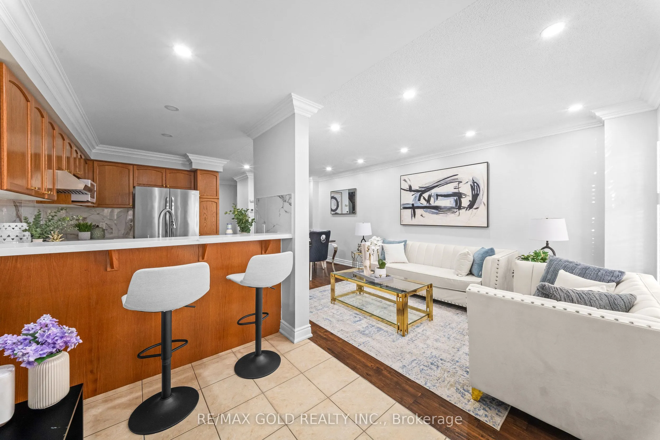 33 Bay Breeze Drive