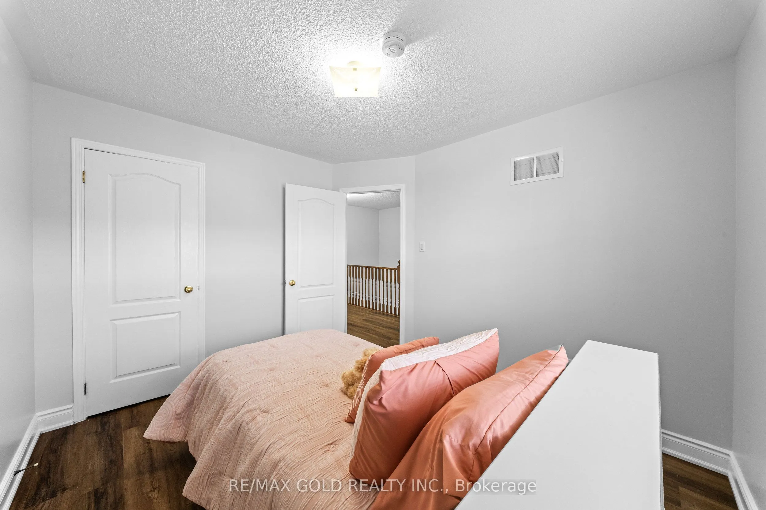 33 Bay Breeze Drive