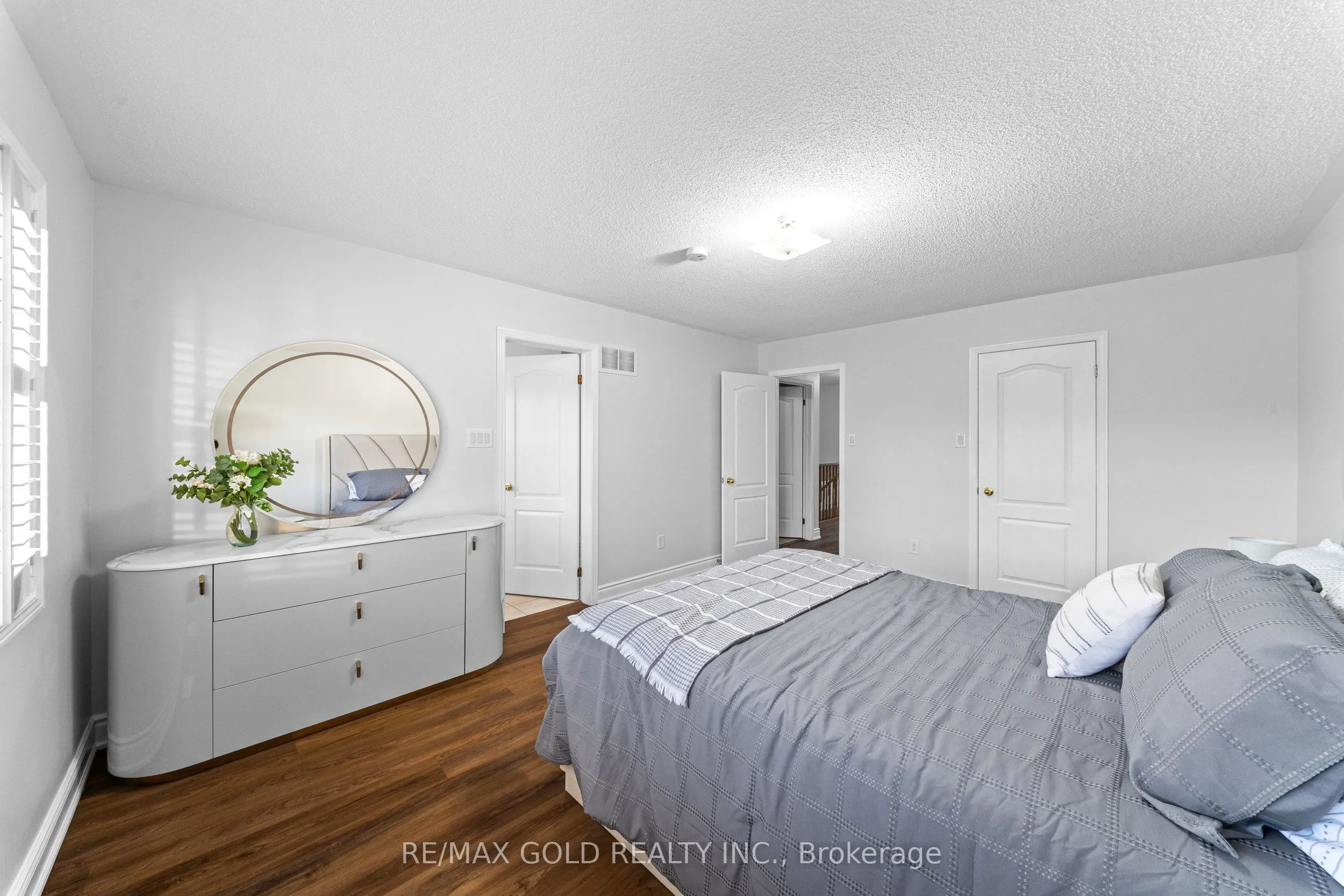 33 Bay Breeze Drive