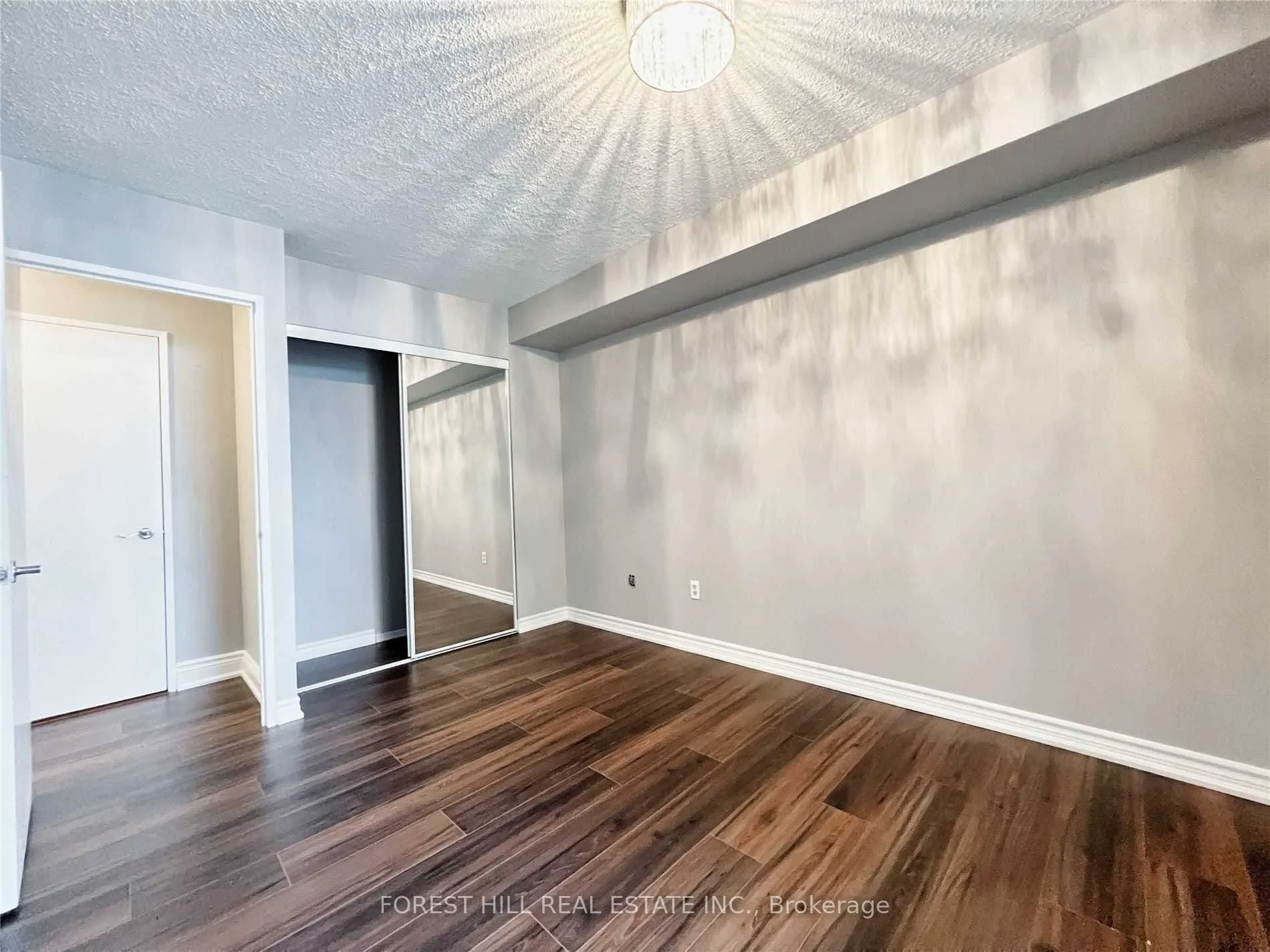 3559 Eglinton Avenue #1506